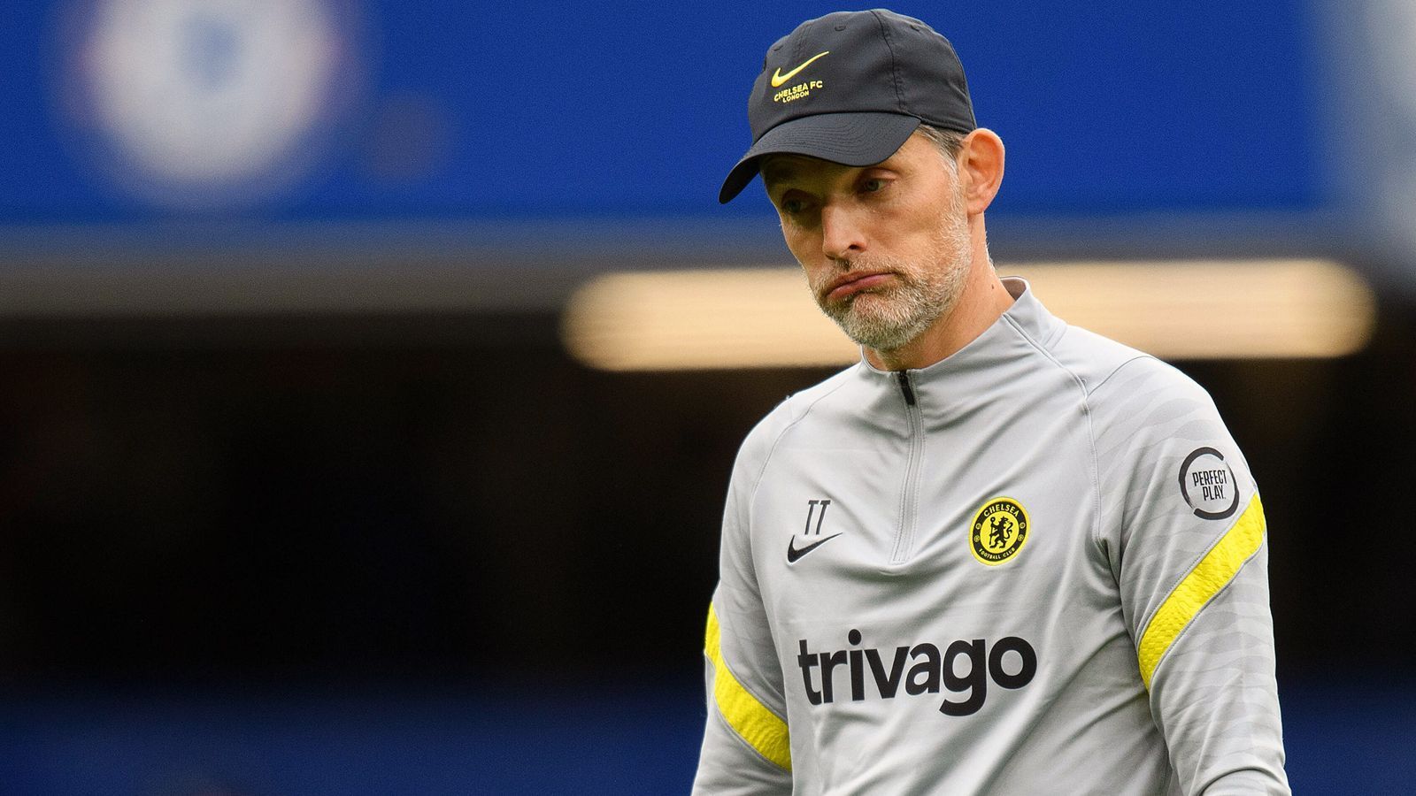 
                <strong>Thomas Tuchel</strong><br>
                Barcelonas Präsident Joan Laporta hat laut "Mundo Deportivo" wohl Thomas Tuchel vom FC Chelsea als Wunschkandidat ausgemacht. Aufgrund des bis 2024 laufenden Vertrages und der bekanntermaßen großen finanziellen Probleme der Katalanen scheint ein Engagement des Coaches vom amtierenden Champions-League-Sieger aber extrem unwahrscheinlich bis komplett ausgeschlossen zu sein.
              