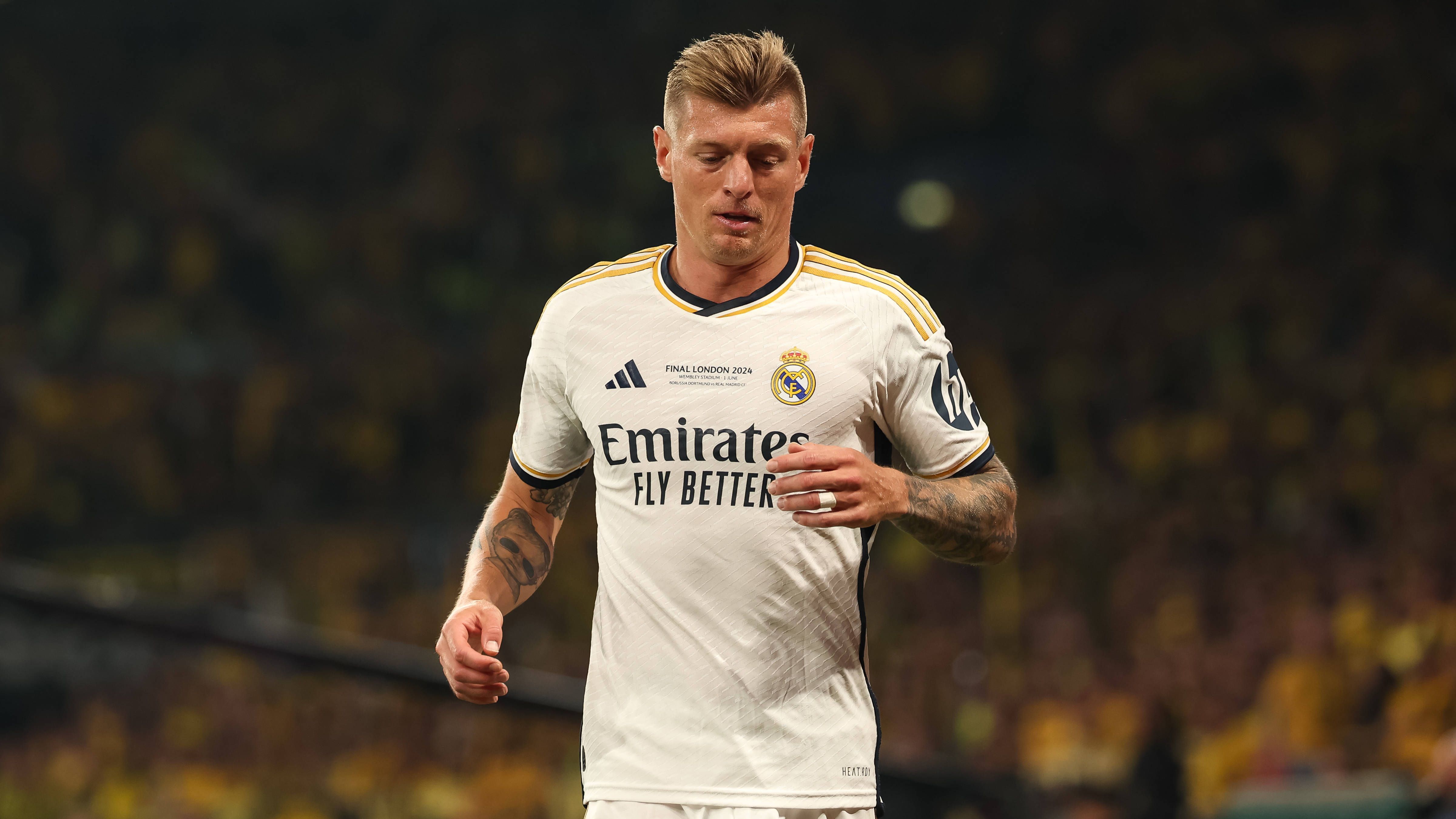 <strong>Toni Kroos (Karriereende, davor:&nbsp;Real Madrid)</strong><br>- Alter: 34<br>- Nationalität: Deutschland<br>- Marktwert: -