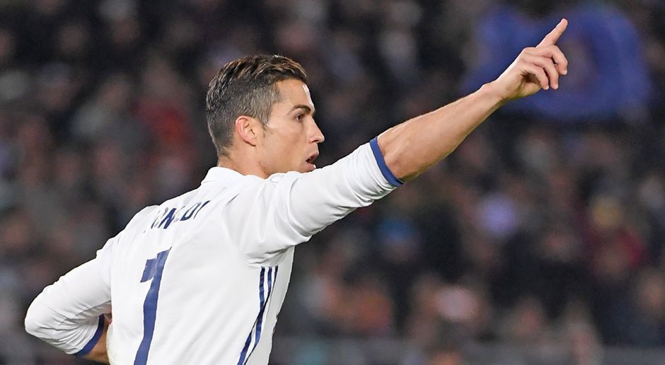 
                <strong>Cristiano Ronaldo</strong><br>
                Angriff: Cristiano RonaldoReal MadridÖzil: "Eine Maschine."
              