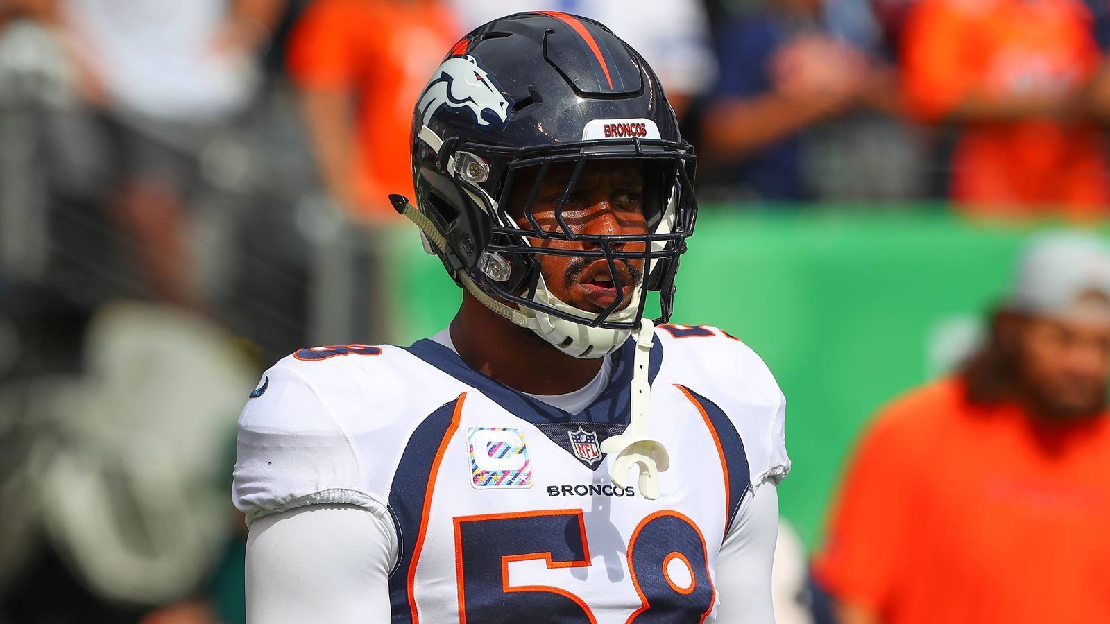 
                <strong>Platz 11: Von Miller (Denver Broncos)</strong><br>
                Garantiesumme: 70.000.000 DollarPosition: Linebacker
              