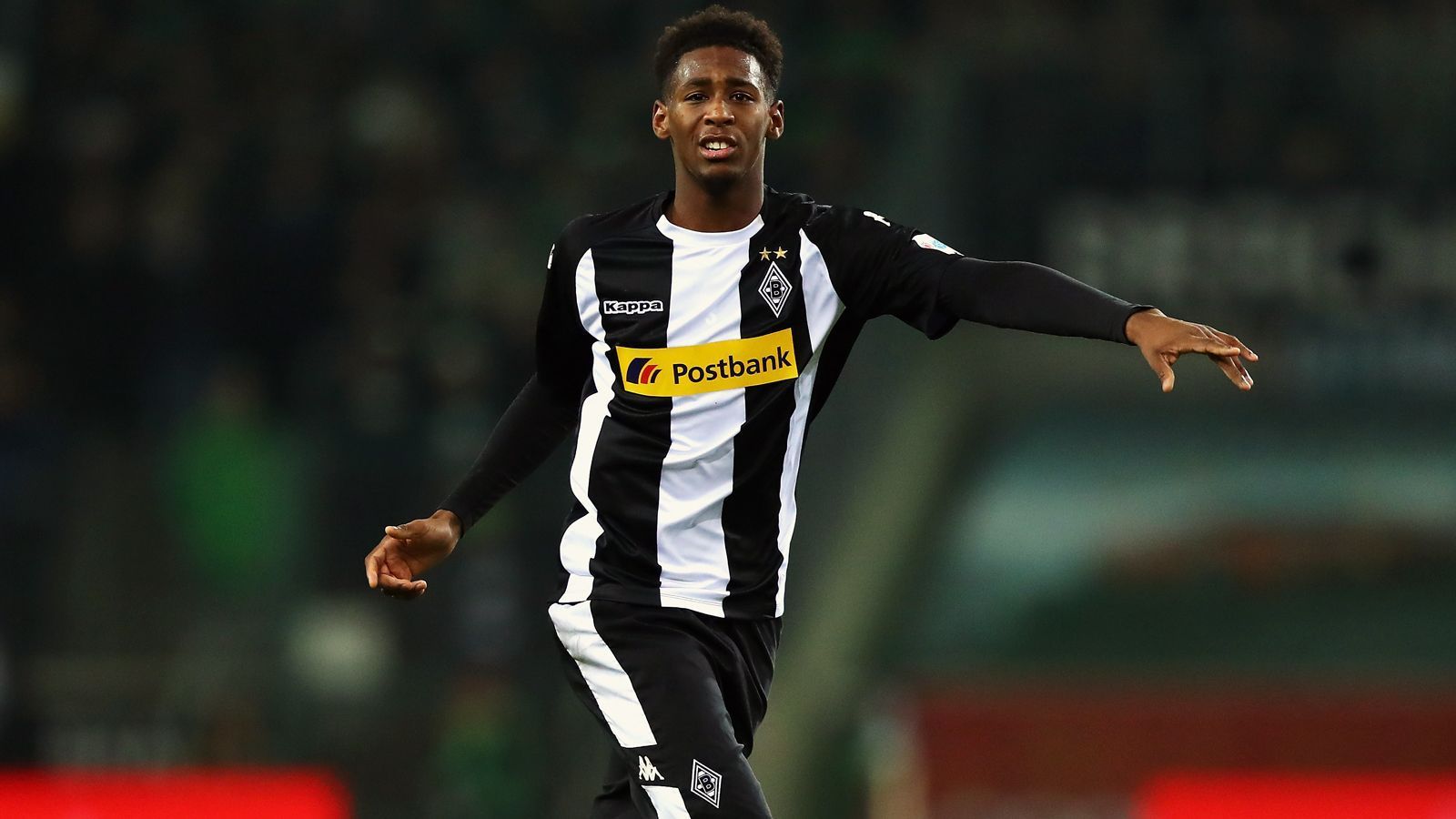 
                <strong>Reece Oxford (Borussia Mönchengladbach)</strong><br>
                Position: InnenverteidigerAlter: 19 JahreNationalität: England/Jamaika
              