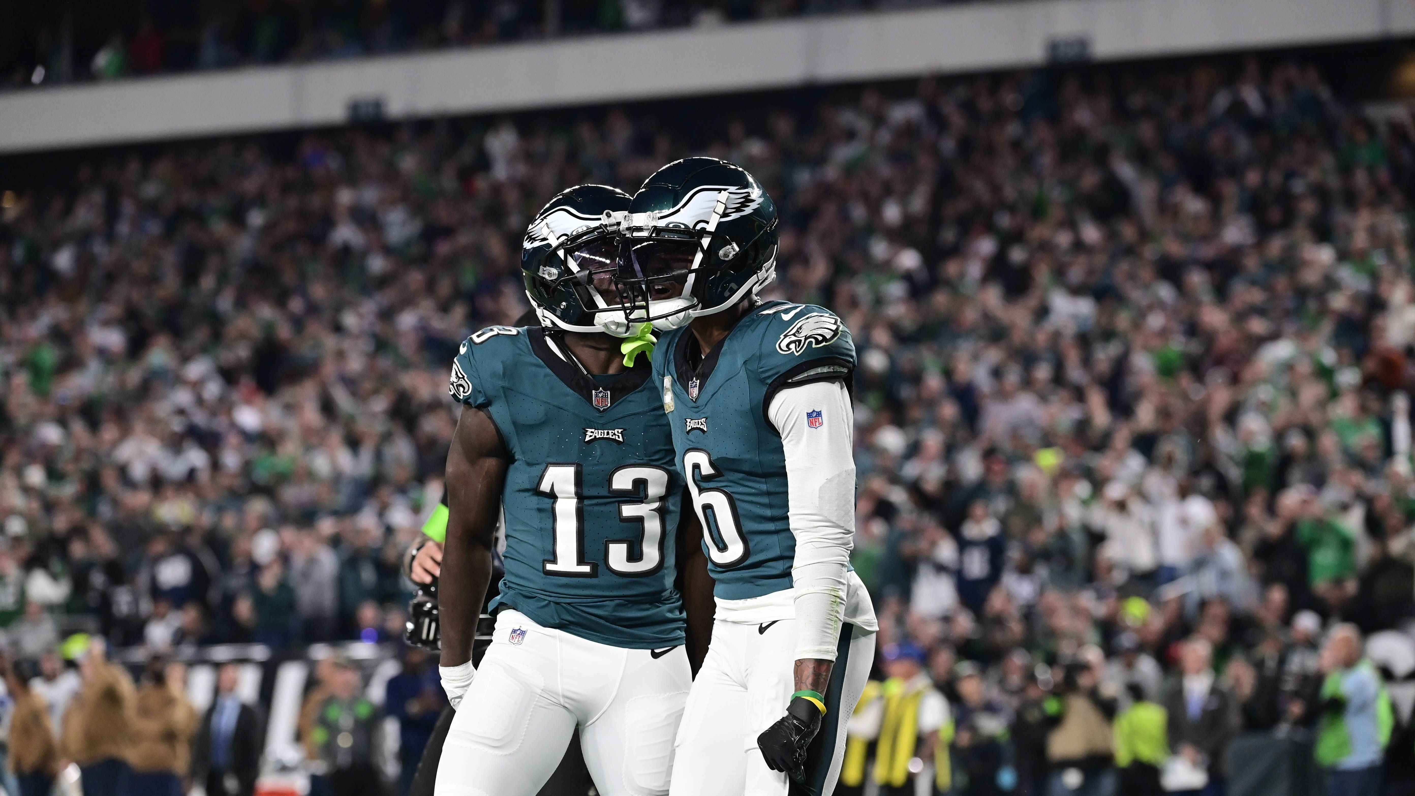 <strong>Philadelphia Eagles</strong><br>Offense:<br>Passing Yards - 247,1&nbsp;pro Spiel<br>Rushing Yards - 129,7&nbsp;pro Spiel<br>Overall Yards - 376,8&nbsp;pro Spiel<br>Punkte - 28&nbsp;pro Spiel<br>Defense:<br>Passing Yards - 257&nbsp;pro Spiel<br>Rushing Yards - 66,3&nbsp;pro Spiel<br>Overall Yards - 323,3&nbsp;pro Spiel<br>Punkte - 21,7 pro Spiel