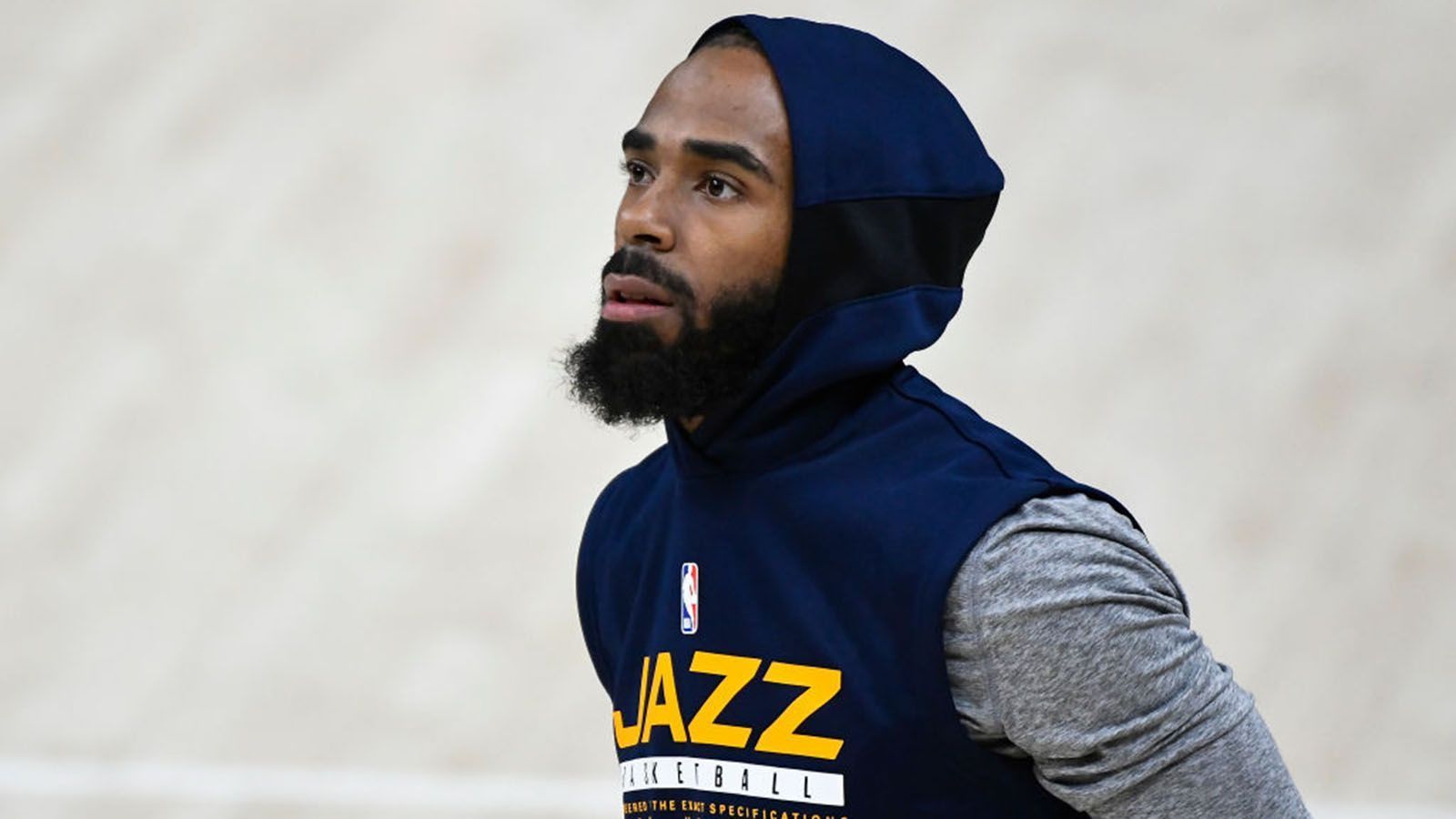 
                <strong>Mike Conley (Utah Jazz)</strong><br>
                Auch der Point Guard der Jazz plagt sich mit einer Oberschenkelverletzung herum. Conley erlitt diese Blessur bereits in der ersten Runde gegen die Memphis Grizzlies. Seine Rückkehr steht wohl unmittelbar bevor, doch noch ist unklar, in welcher Verfassung der Aufbauspieler sein wird. 
              