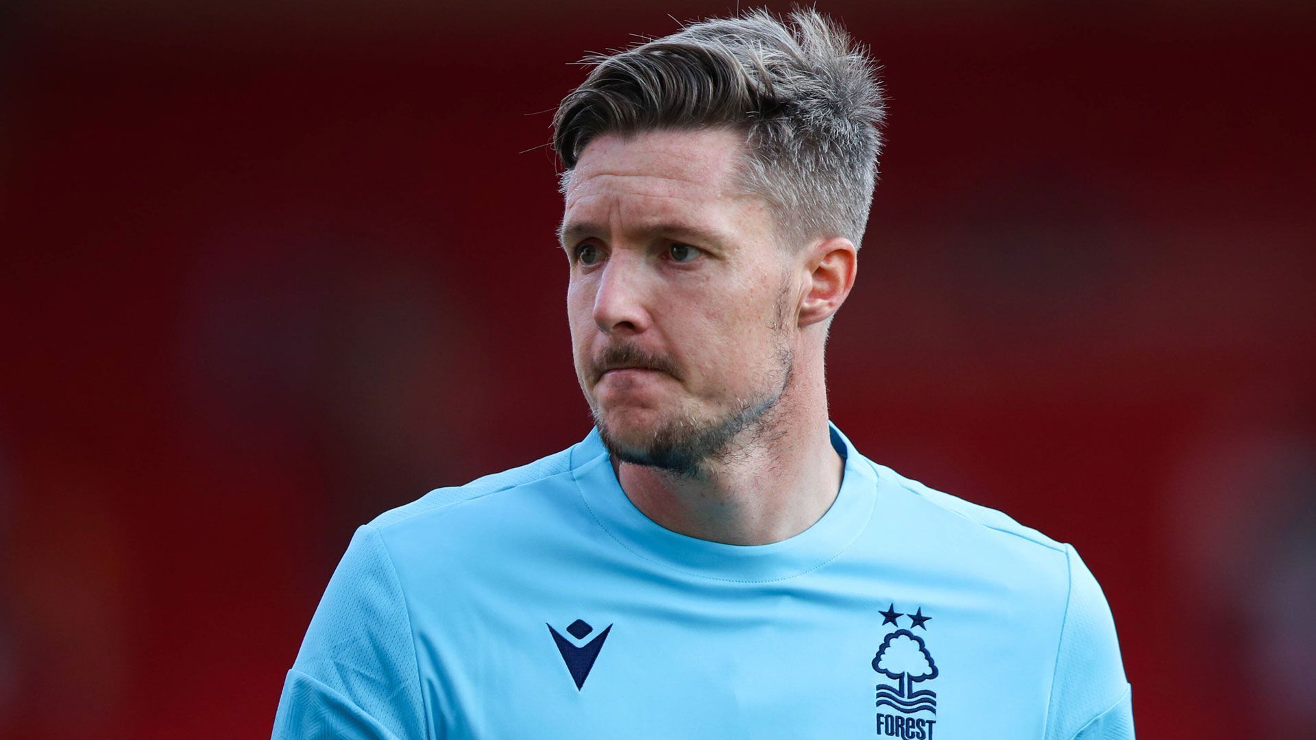 
                <strong>Wayne Hennessey</strong><br>
                Hendersons neuer Konkurrent um dem Platz im Tor heißt Wayne Hennessey. Der 35-jährige Schlussmann kam ablösefrei von Premier-League-Absteiger FC Burnley, wo der walisische Nationaltorhüter allerdings kaum eine Rolle in der vergangenen Saison spielte. 
              