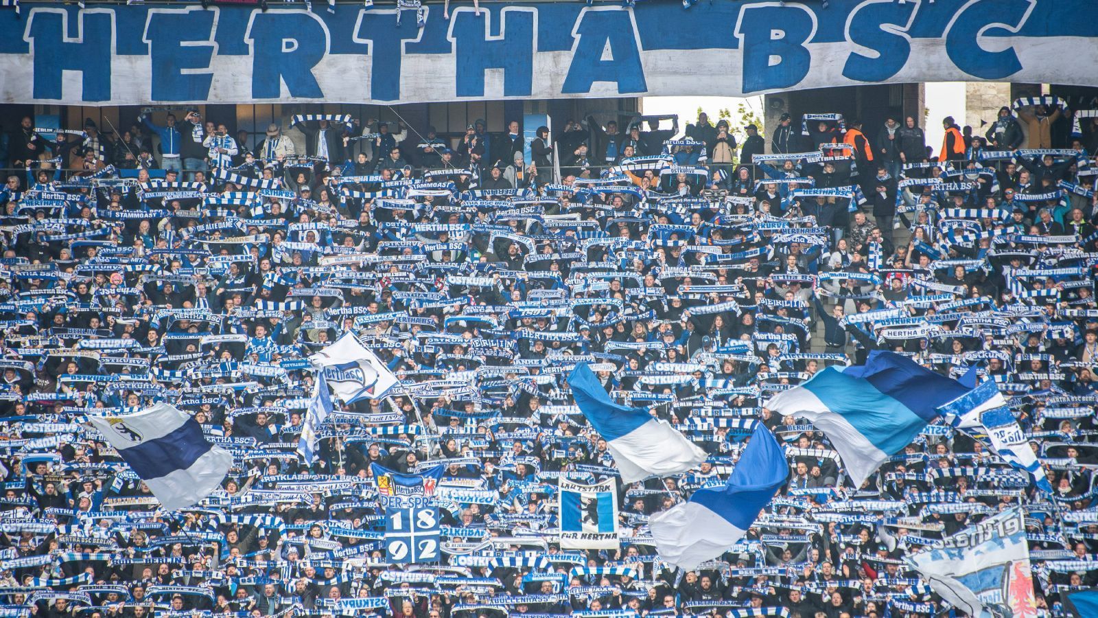 
                <strong>Platz 5: Hertha BSC</strong><br>
                &#x2022; Liga: Bundesliga<br>&#x2022; Zuschauerschnitt: 52.575<br>
              