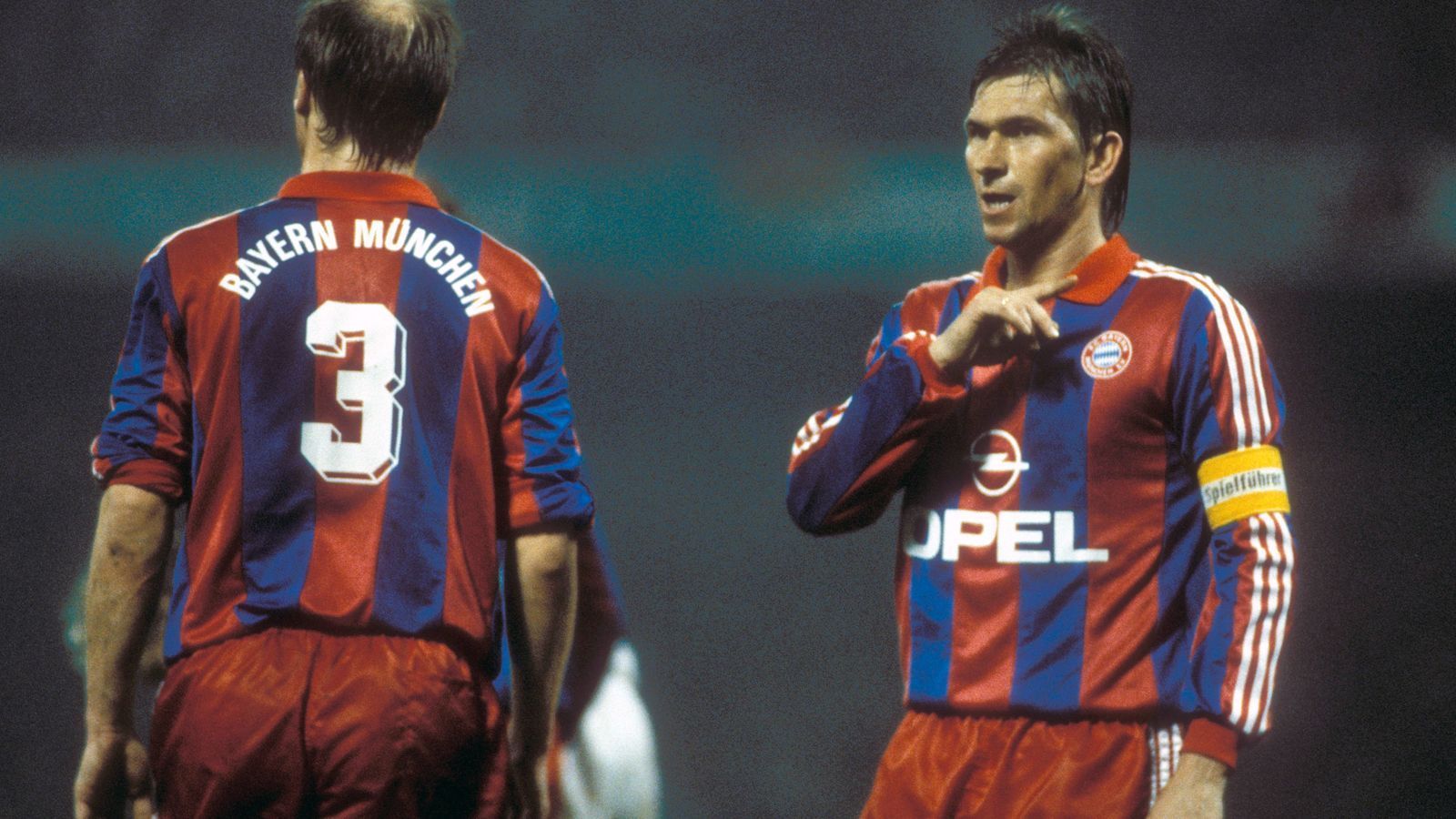 <strong>Platz 7: Klaus Augenthaler</strong><br>
                • Pflichtspiel-Einsätze für den FC Bayern: 551&nbsp;<br>• Pflichtspiel-Tore: 74