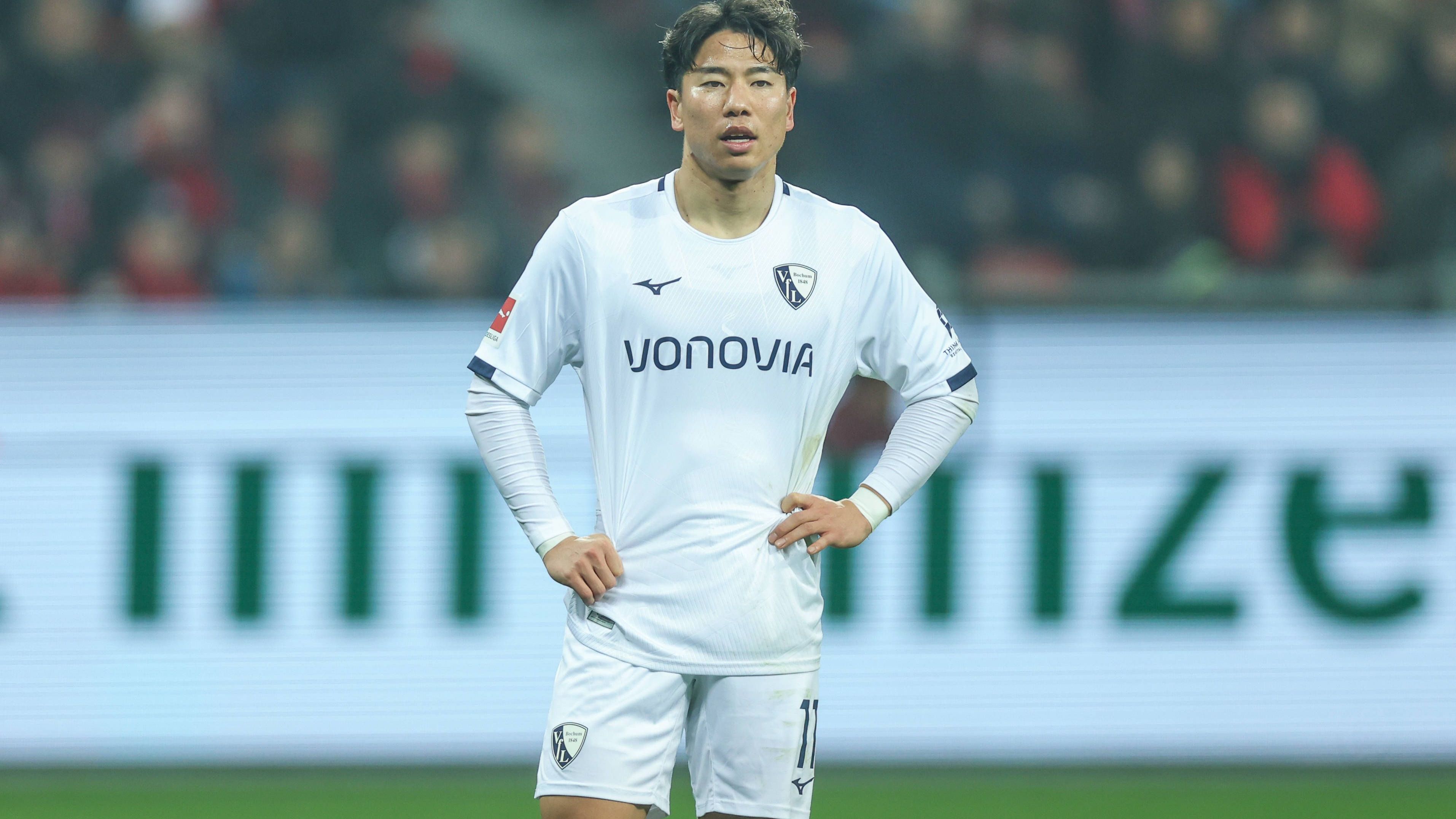 <strong>VfL Bochum</strong><strong><br> </strong>Takuma Asano (Japan)