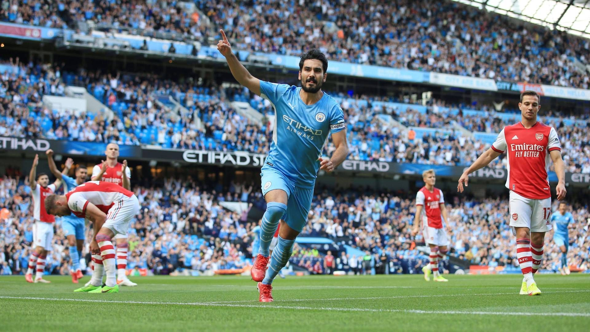 
                <strong>Holt Peps Ziehsohn Arteta Gündogan zu Arsenal?</strong><br>
                Gemeinsam mit Gündogan begann nicht nur Pep Guardiola seine Zeit bei Manchester City, sondern auch Mikel Arteta. Der Spanier war von Sommer 2016 bis Dezember 2019 Guardiolas Co-Trainer und kennt Gündogan daher bestens. Inzwischen leistet Arteta tolle Arbeit beim FC Arsenal, die Meisterschaft wurde nur knapp verpasst. Wie auch Barca, so könnte Arsenal die Erfahrung von Gündogan sehr gut gebrauchen. Arteta streute dem 32-Jährigen bereits Rosen. "Ilkays größte Fähigkeit ist es, die Mitspieler besser zu machen. Es gibt keinen, der das so kann wie er", sagte er. Bei den "Gunners" hätte Gündogan noch einmal die Möglichkeit, an der Entwicklung eines ambitionierten Projekts mitzuwirken. 
              