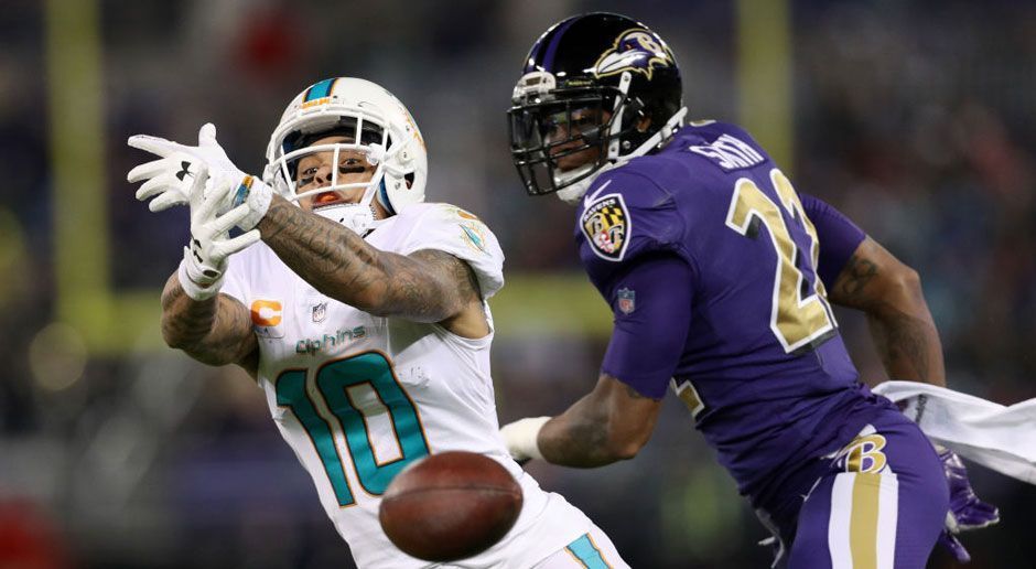 
                <strong>Verlierer: Miami Dolphins</strong><br>
                Welch ein Debakel: Die Miami Dolphins haben 0:40 gegen die Baltimore Ravens verloren. Auch wenn der Sprung in die Top-15 der höchsten Niederlagen der NFL-Geschichte knapp verpasst wurde, haben sich die bis dahin solide spielenden Dolphins bis auf die Knochen blamiert.
              