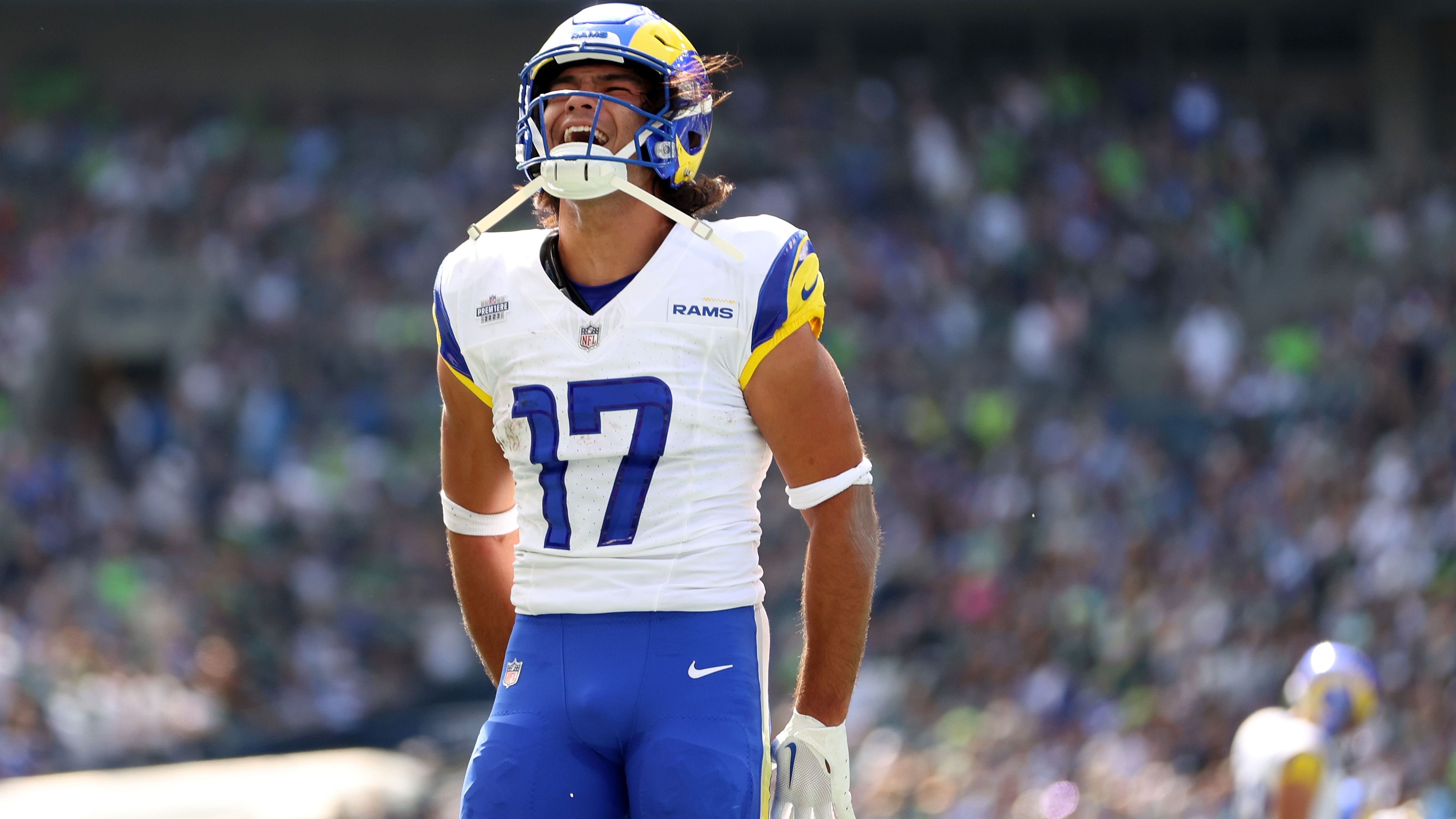 <strong>Puka Nacua (Los Angeles Rams)</strong><br>Und das tut Nacua in Perfektion. Mit zehn Catches für 119 Yards ist er Matthew Staffords Lieblingsanspielstation im prestigeträchtigen Divisionsduell. Zwar gelingt ihm kein Touchdown, dafür aber sechs wichtige First Downs. Andere Teams an diesem Spieltag kommen nicht einmal kumulativ auf sechs First Downs.