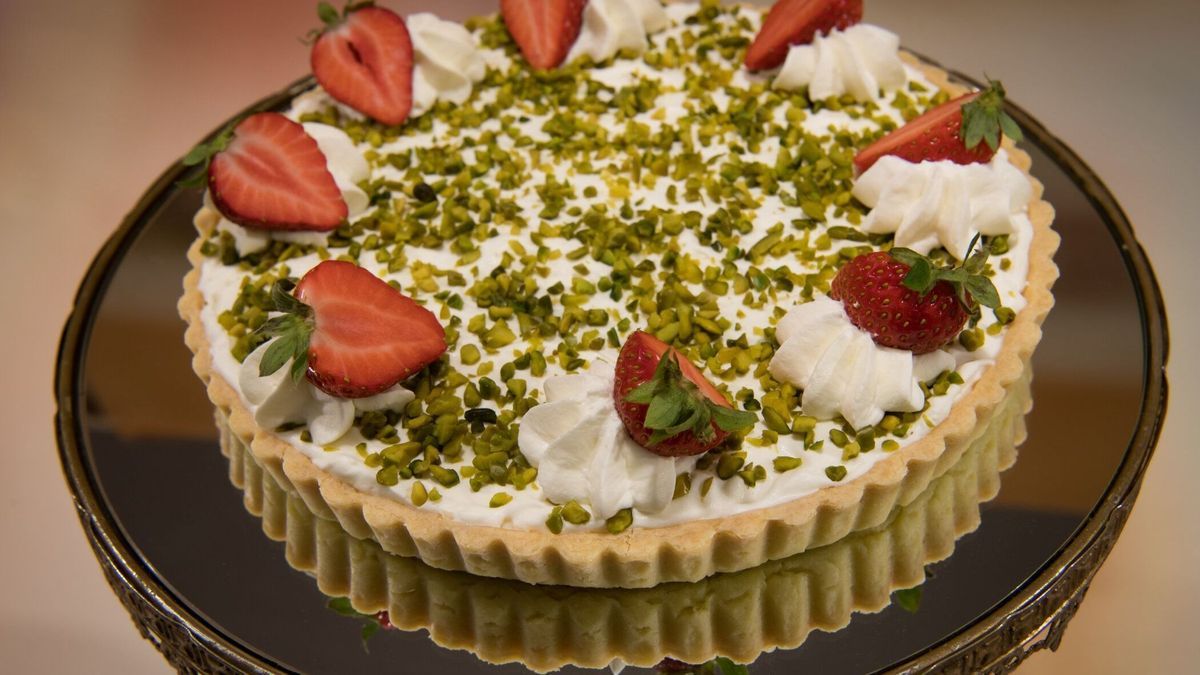 Pudding-Tarte aus Mürbteig und Orangenblüten