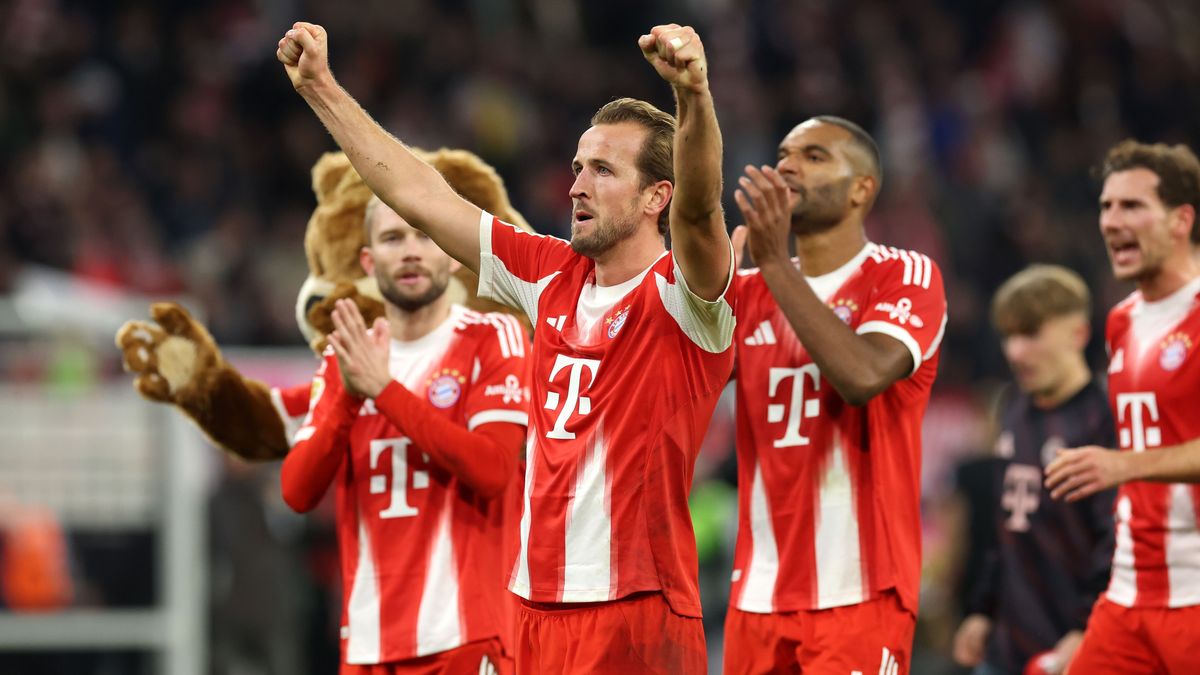 FC Bayern München v Borussia Dortmund - Bundesliga