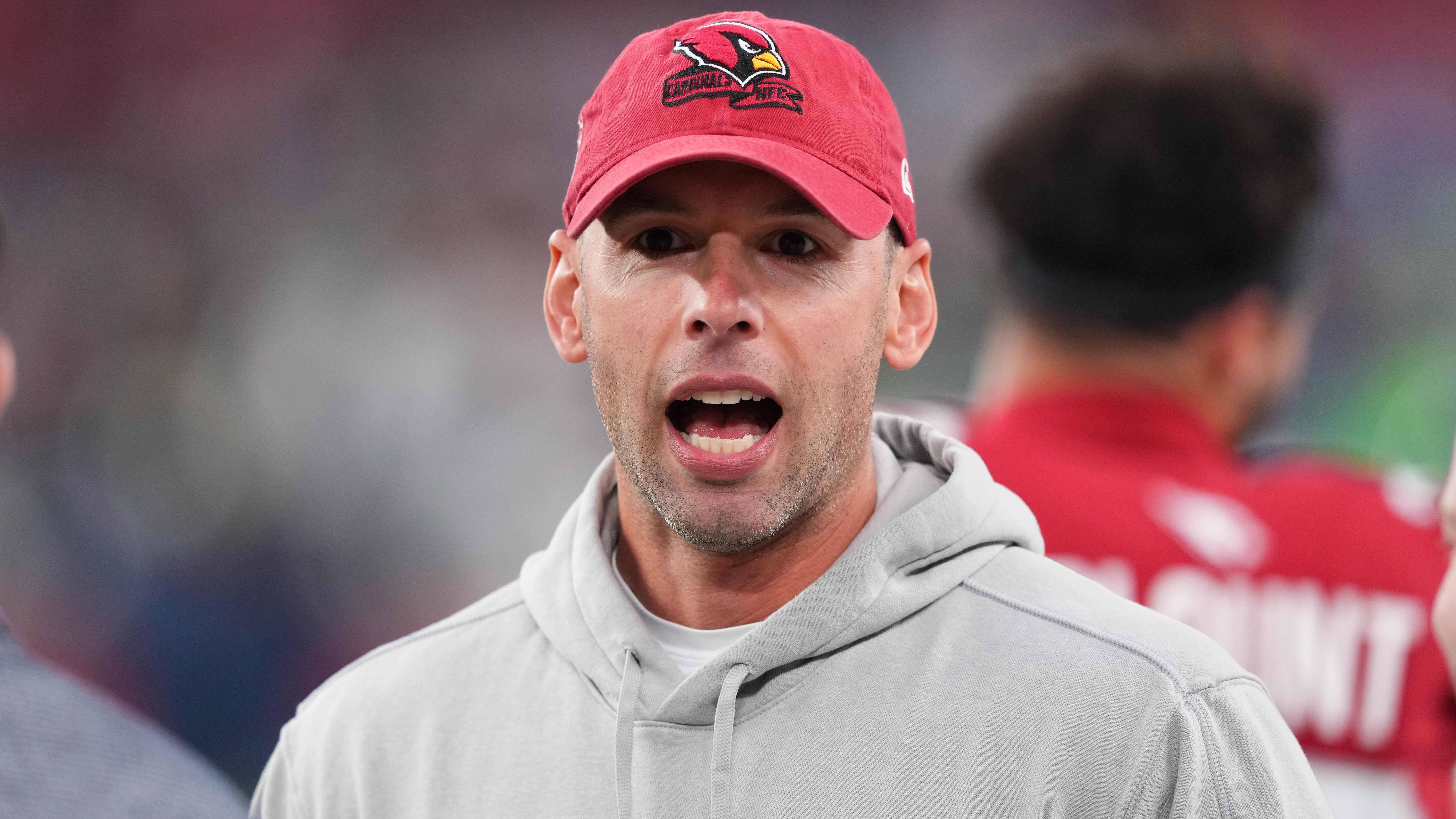 <strong>Arizona Cardinals </strong><br> • Head Coach: Jonathan Gannon (im Bild)<br>• Offensive Coordinator: Drew Petzing<br>• Defensive Coordinator: Nick Rallis<br>• Special Teams Coordinator: Jeff Rodgers <br>• General Manager: Monti Ossenfort