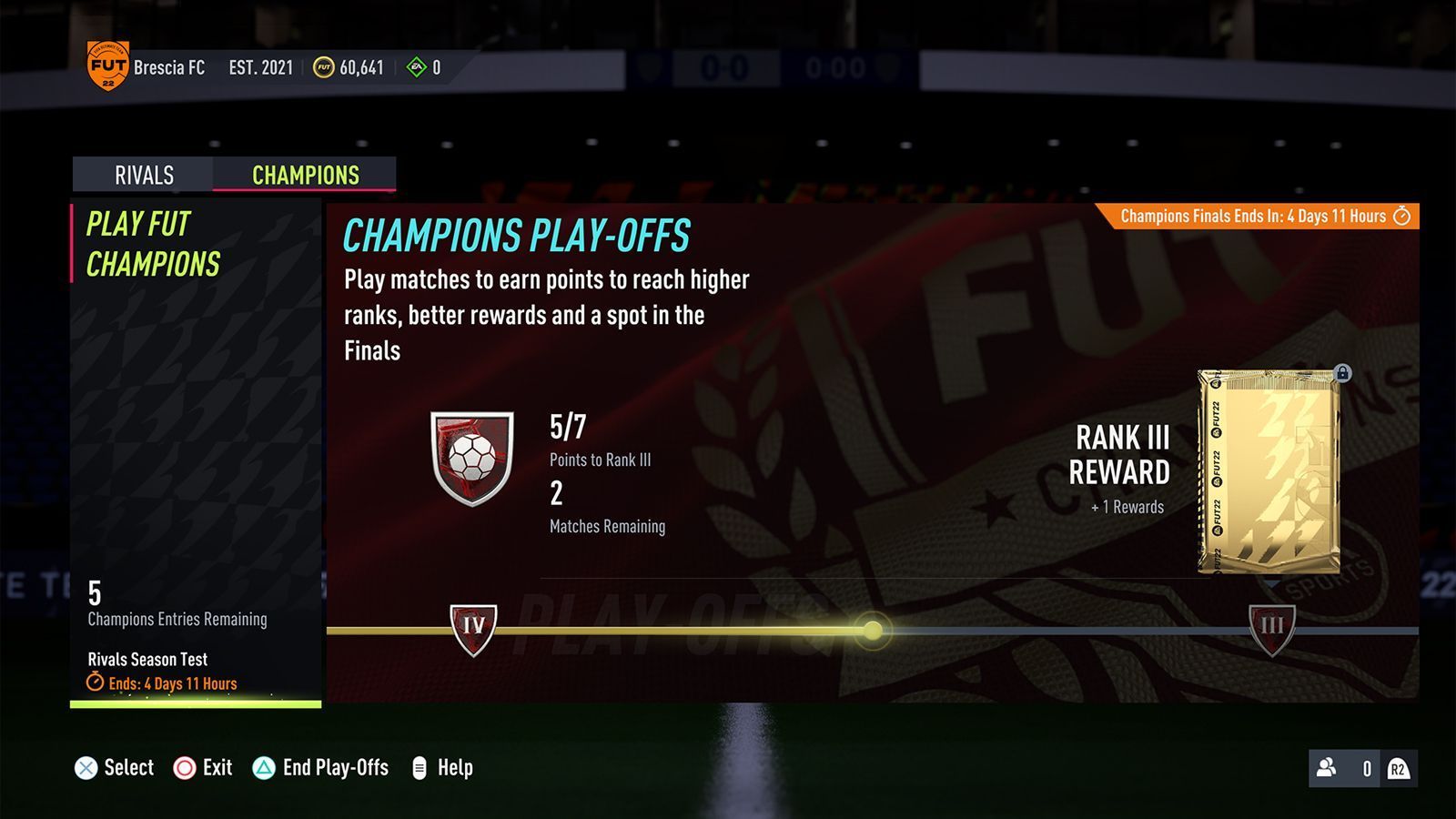 
                <strong>Weekend League wird in Champions Playoffs und Finals aufgeteilt</strong><br>
                In FUT Champions und der Weekend League kämpfen die Spieler um Belohnungen, bislang war dies ausschließlich am Wochenende möglich. Nun werden künftig nur noch 20 statt 30 Spiele am Wochenende stattfinden, die Weekend League wird in Champions Playoffs und Finals aufgeteilt. In den Playoffs werden fünf Spiele gespielt, die unter der Woche ausgetragen werden können und in denen es gilt, sich für Finals zu qualifizieren. Die Finals werden dann wieder am Wochenende gespielt und aus 20 Partien bestehen. Dadurch hat man am Wochenende künftig zumindest etwas mehr Zeit, um andere Dinge zu erledigen. Und Belohnungen bekommt man auch, wenn man die Finals nicht erreicht.
              