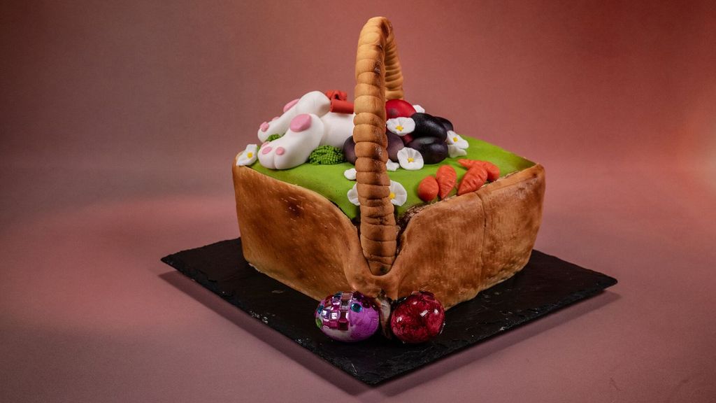 Osterkörbchen mit Schoko, Nougat, Krokant, Eierlikör und Erdbeeren ...