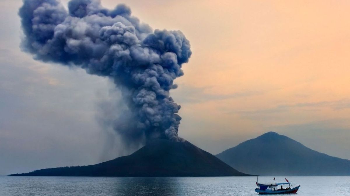 Krakatau Gettyimages 177728749 Byelikova Oksana