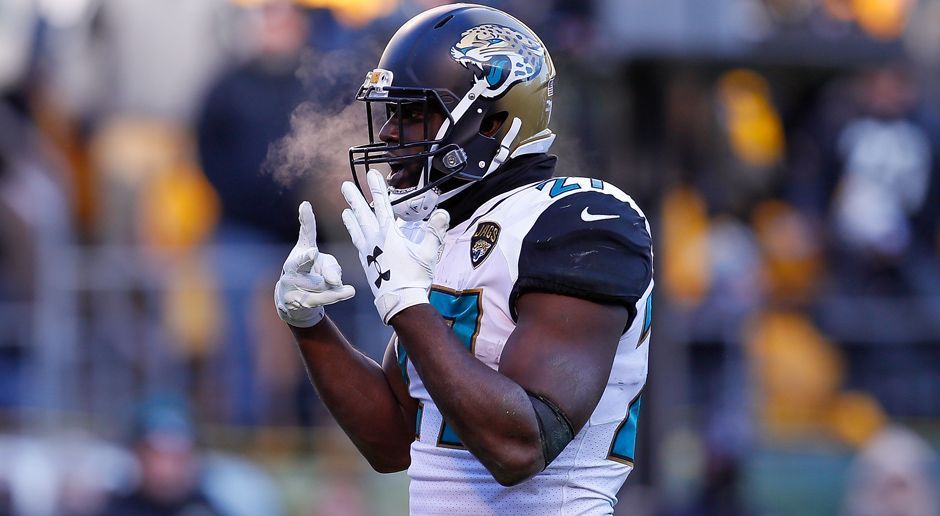 
                <strong>Leonard Fournette (Jacksonville Jaguars)</strong><br>
                Fournette laboriert schon seit einigen Wochen an einer Knöchelverletzung und war in dieser Woche auch noch in einen Autounfall verwickelt. Unter der Woche trainierte er nur eingeschränkt, doch die "Jags" setzen alles daran, ihren Rookie fitzubekommen - erfolgreich.
              