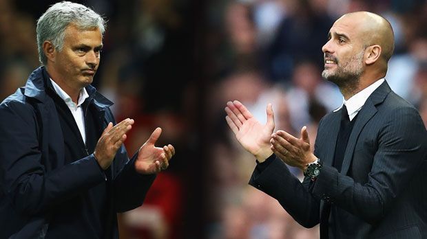 
                <strong>Mourinho vs. Guardiola</strong><br>
                Mourinho vs. Guardiola: Die Rivalität der beiden Trainer-Ikonen geht bis ins Jahr 2008 zurück. Damals war der FC Barcelona nach dem Abschied von Frank Rijkaard auf der Suche nach einem neuen Trainer. Jose Mourinho war scharf auf den Posten, hatte den acht Jahre jüngeren Pep Guardiola als Co-Trainer im Auge. Doch die Katalanen setzten Pep, der bis dato die zweite Mannschaft trainiert hatte, auf den Chefposten. Mourinho wurde ausgebootet und ging zu Inter Mailand. Es war der Beginn einer Rivalität, die sich über die Jahre zu einer erbitterten Feindschaft entwickelte. Wenn am Samtag Manchester United auf Manchester City trifft, ist Mourinho vs. Guardiola aber nicht das einzige Hass-Duell.
              