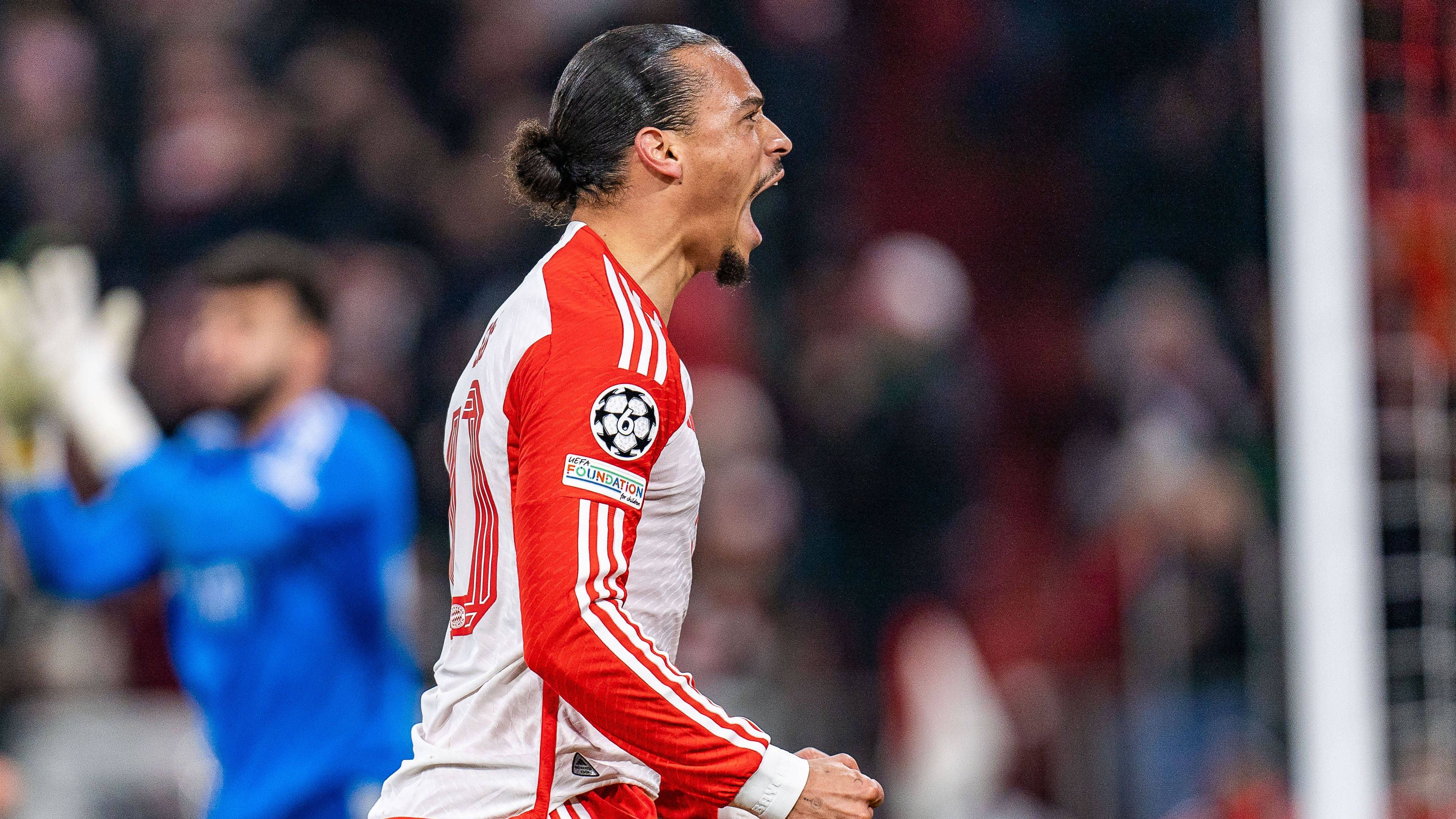 <strong>Gewinner: Leroy Sane</strong><br>Im Hinspiel war er einer der wichtigsten Bayern-Spieler, im Rückspiel arbeitete er viel für das Team, ohne zu überragen. Sane biss dabei auf die Zähne und spielte trotz Schmerzen. Beim FC Bayern wird das Eindruck hinterlassen haben. Kaum vorstellbar, dass man sich im Sommer vom Nationalspieler trennt.