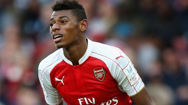 
                <strong>Jeff Reine-Adelaide (Frankreich/FC Arsenal)</strong><br>
                Jeff Reine-Adelaide (Frankreich/FC Arsenal). Der Stürmer der U21 des FC Arsenal wird im Sommer für 2,5 Millionen Euro aus Lens gekauft. Sogar der sonst so kritische Trainer Arsene Wenger lobt den Youngster während der Saison-Vorbereitung: "Er ist ein großartiges Talent und etwas Besonders."
              