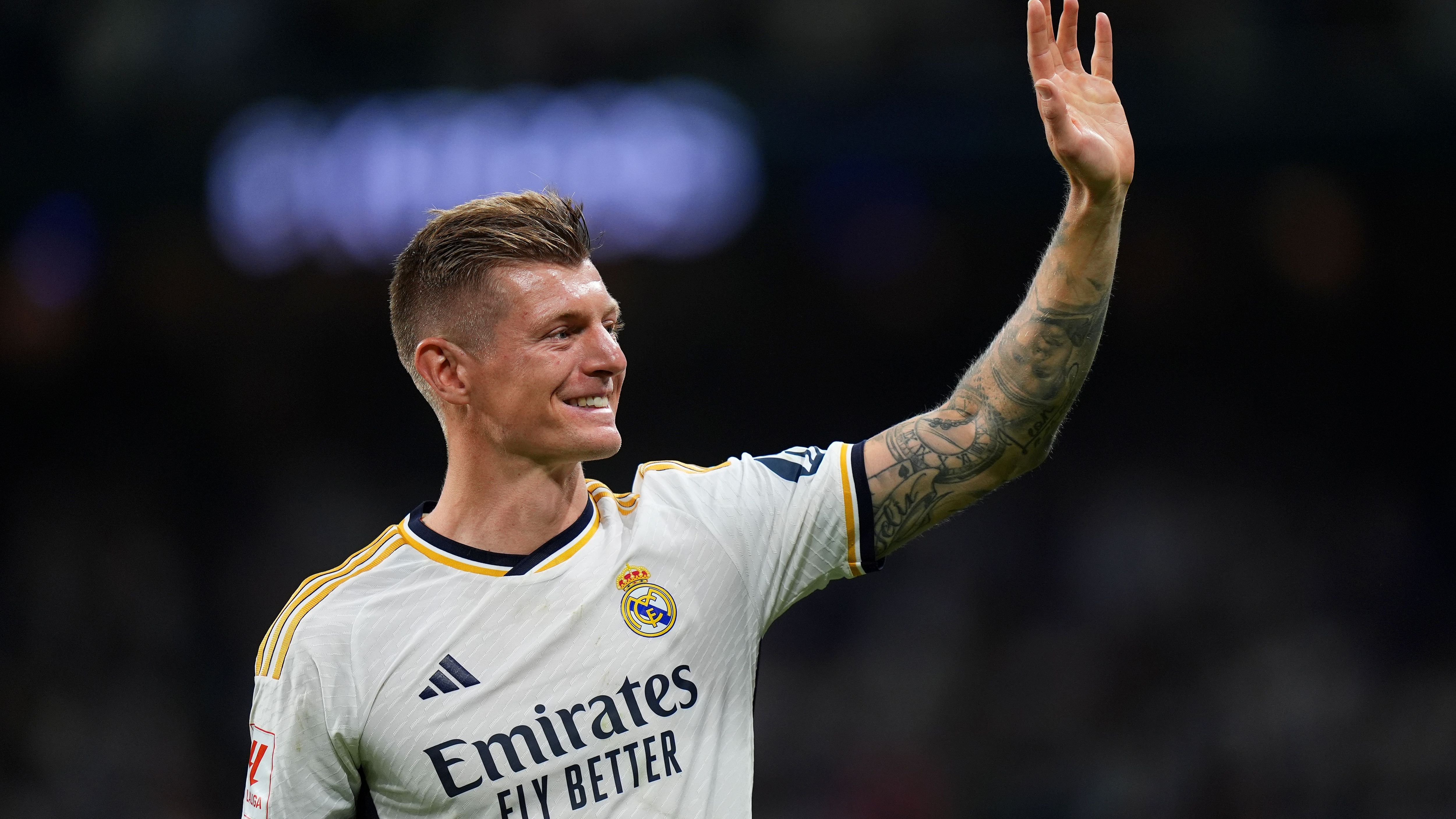 <strong>Toni Kroos (2014–2024)</strong><br>Fünf Champions-League-Titel hat Kroos mit Real Madrid gewonnen, am Samstag kann der sechste hinzukommen. Es wird sein 465. Pflichtspiel für die Königlichen sein. 28 Tore erzielte er dabei, verdiente sich das Ansehen der Fans aber vor allem wegen seiner herausragend ruhigen und dominanten Spielweise im Mittelfeld.