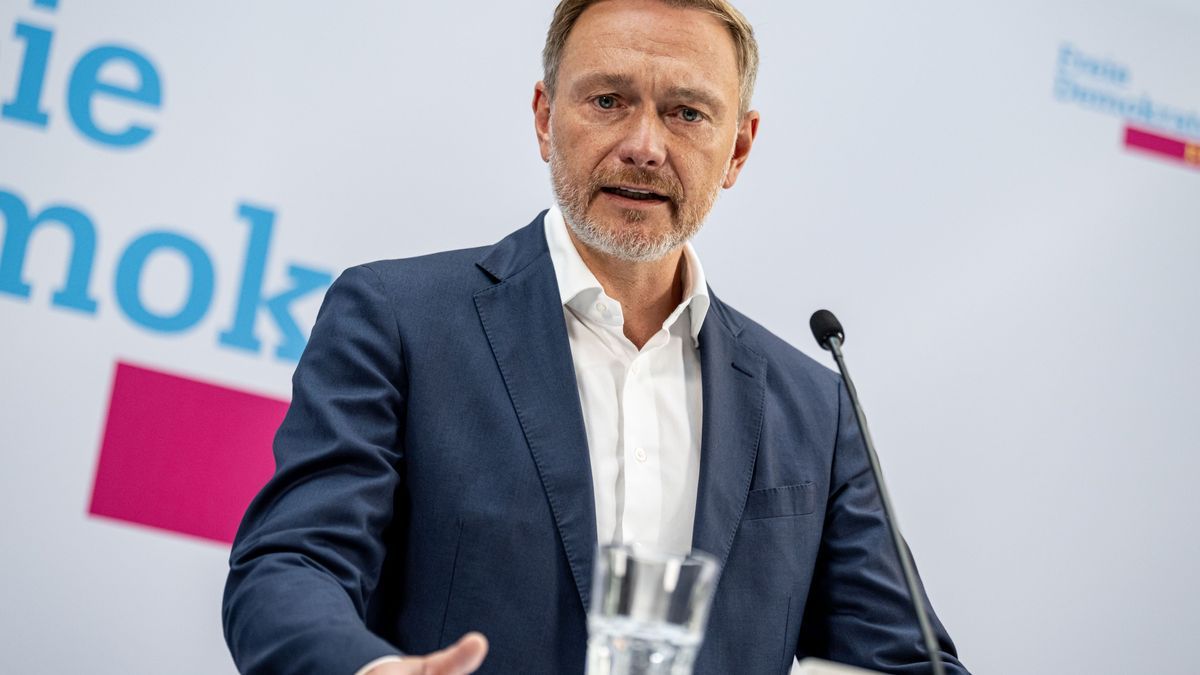 FDP-Chef Lindner hat in der Sendung Caren Miosga einen Rücktritt wegen des "D-Day"-Papiers ausgeschlossen.