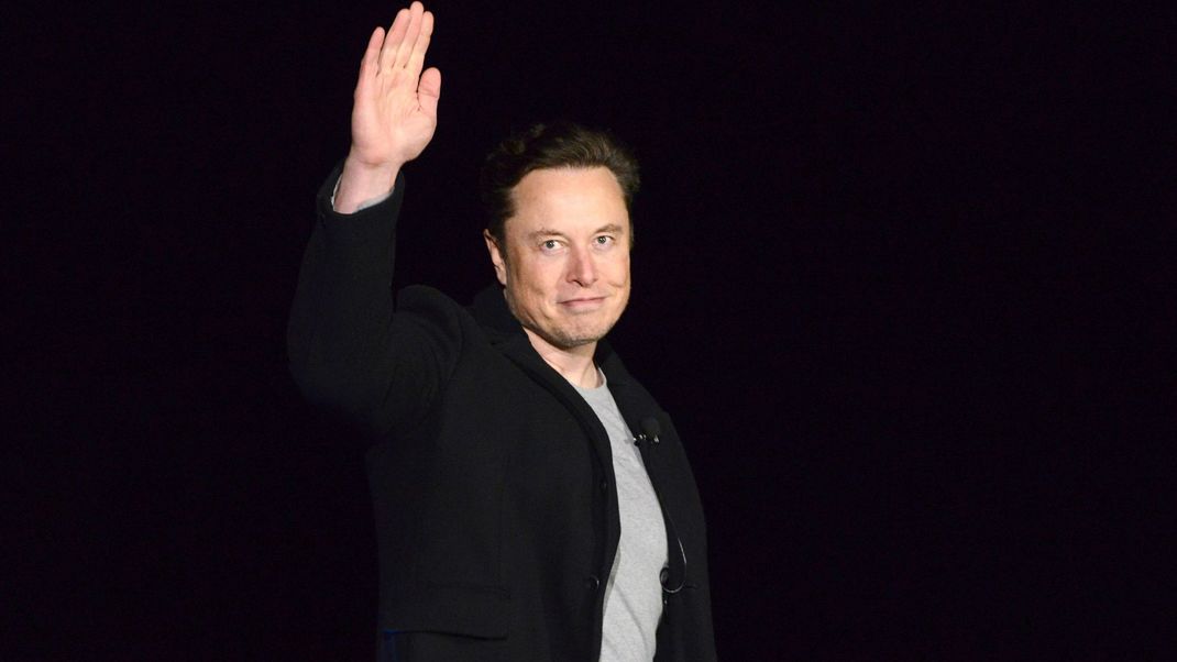 Elon Musk hat einen Weltrekord gebrochen. Er hat so viel Geld verloren, wie noch nie jemand zuvor.