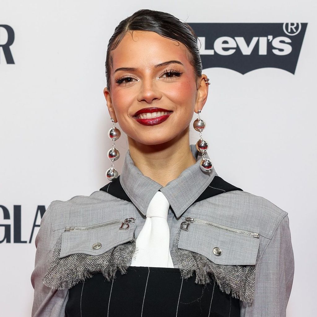 Nina Chuba hat Spaß an Moderation von "Wer stiehlt mir die Show?"