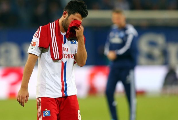 
                <strong>Der Torlos-Rekord: Hamburger SV</strong><br>
                Der VfL Bochum hatte vor 35 Jahren 474 Minuten auf sein Premieren-Tor warten müssen. Neuzugang Müller beendete den Tor-Fluch der Hamburger seit dem zehnten Mai beim 2:3 in Mainz, doch es reichte auch am sechsten Spieltag nicht zum ersten Liga-Dreier seit dem vierten April. 
              