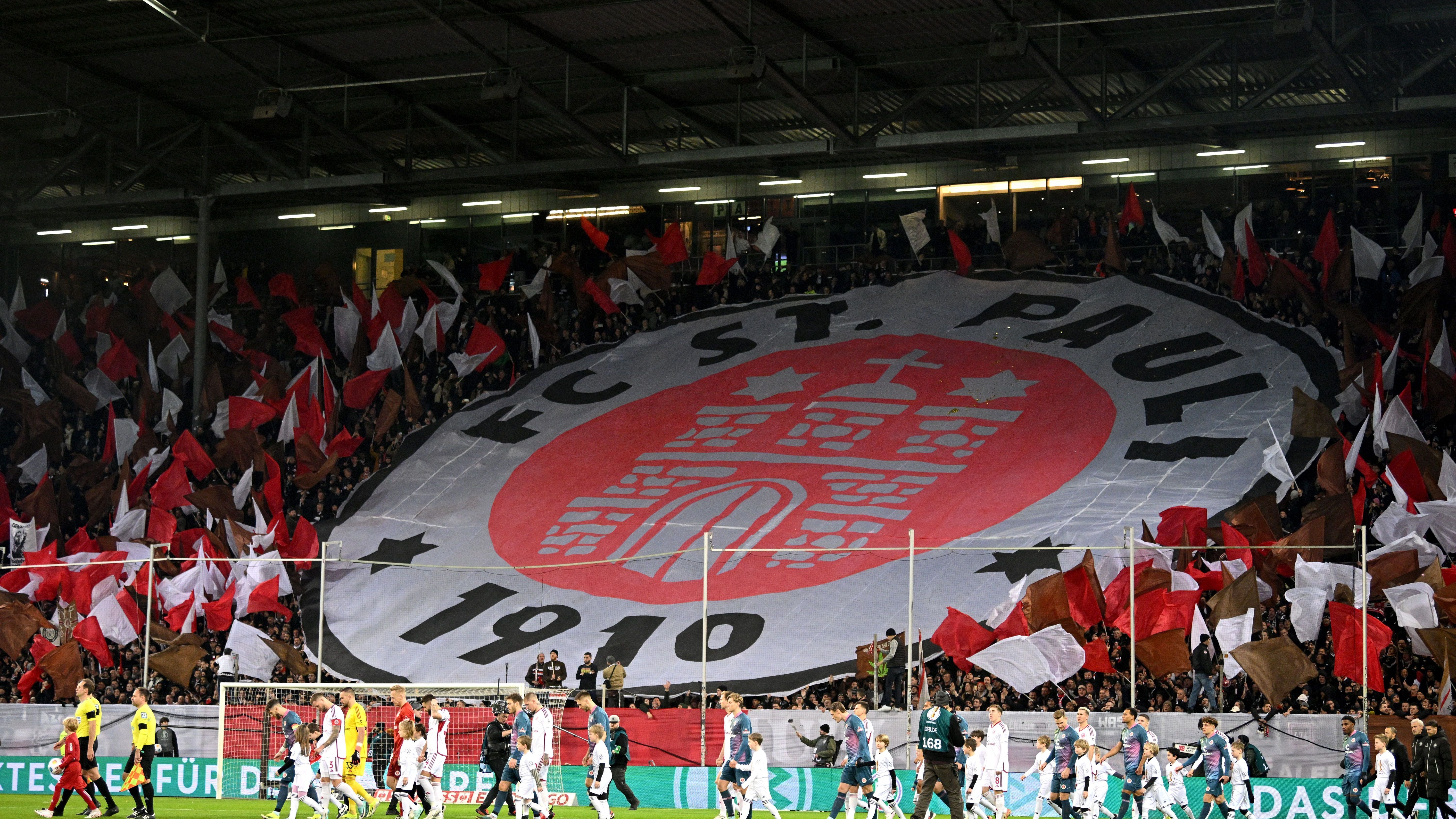 <strong>29. Platz: FC St. Pauli - 272 Spiele</strong><br>Siege: 58<br>Unentschieden: 80<br>Niederlagen: 134