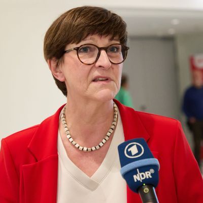 2. November 2024: Saskia Esken zum Auftakt der SPD-Dialogveranstaltungen in Hamburg im Congress Center (CCH)