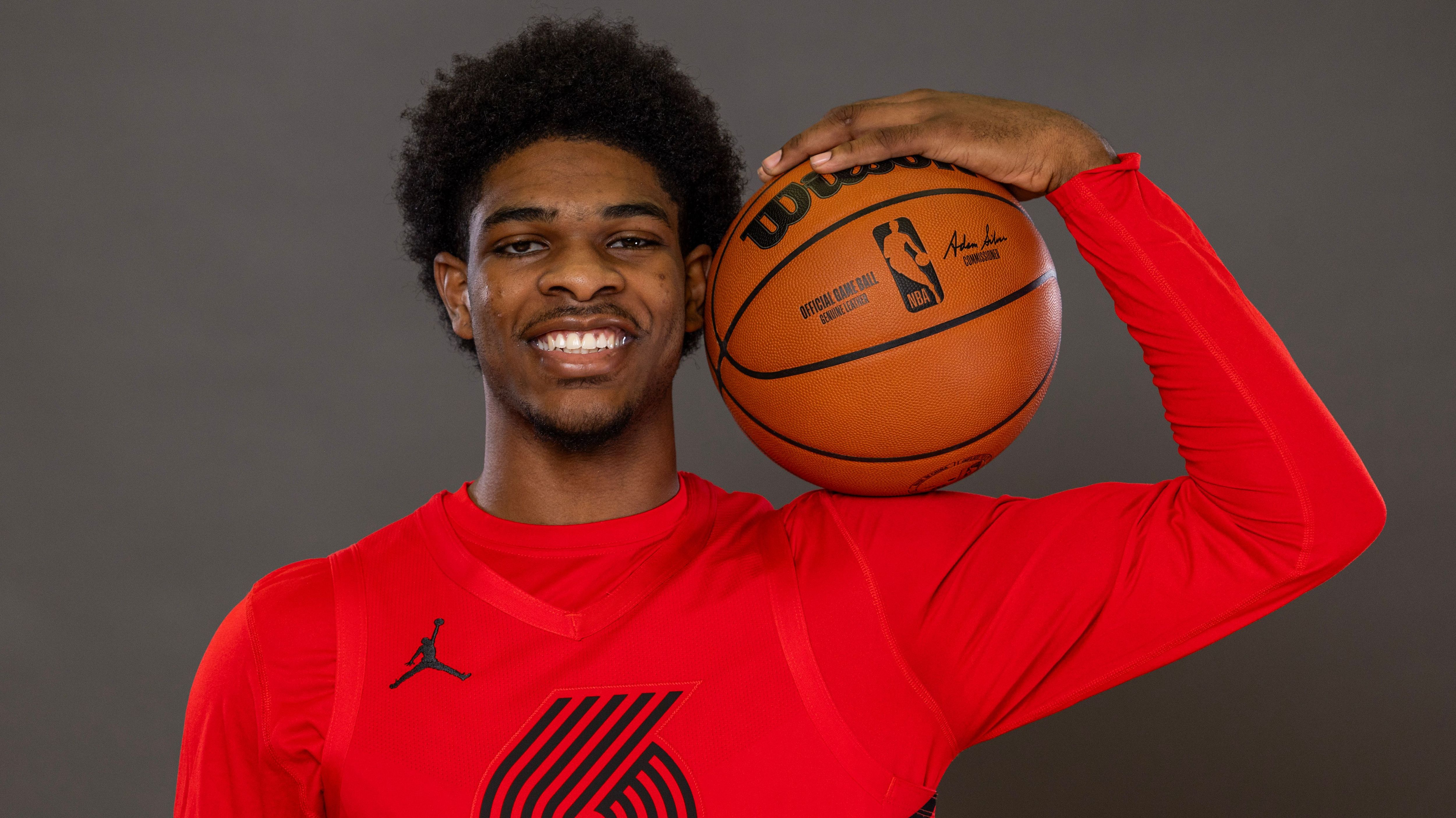 <strong>Welcher der 2023-24 Rookies - mit Ausnahme von Wembanyama - wird in fünf Jahren der beste Spieler sein?</strong><br>Scoot Henderson (Portland Trail Blazers): 11 Stimmen<br>Amen Thompson (Houston Rockets): 3 Stimmen<br>Ausar Thompson (Detroit Pistons): eine Stimme