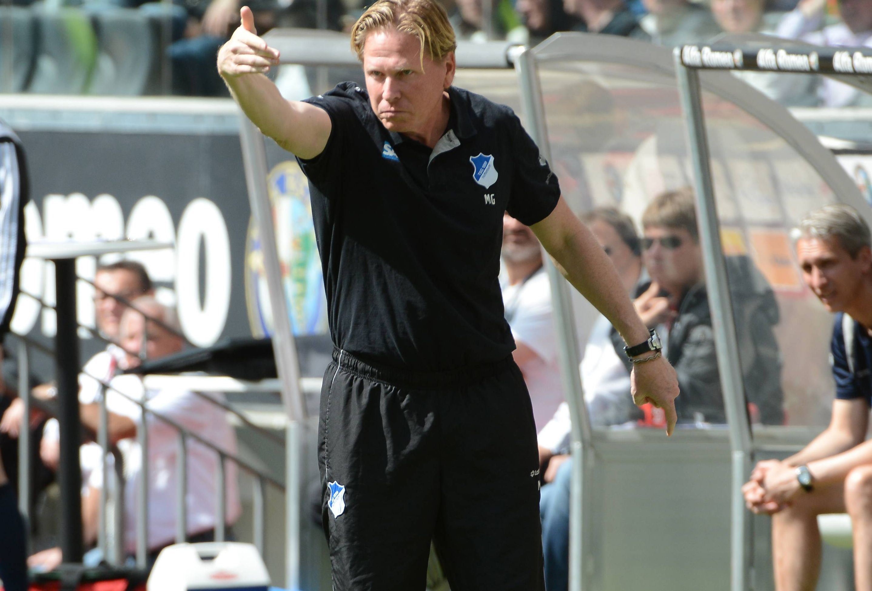 
                <strong>Platz 9: Markus Gisdol (TSG Hoffenheim) - PPS: 1,32</strong><br>
                Nur knapp besser ist sein Namensvetter Markus Gisdol. Aus einem Abstiegskandidaten formte der 45-Jährige ein Team, dass nun in der oberen Tabellenhälfte anzutreffen ist. Auch für Gisdol wird 2015/2016 die vierte Spielzeit mit der TSG Hoffenheim.
              