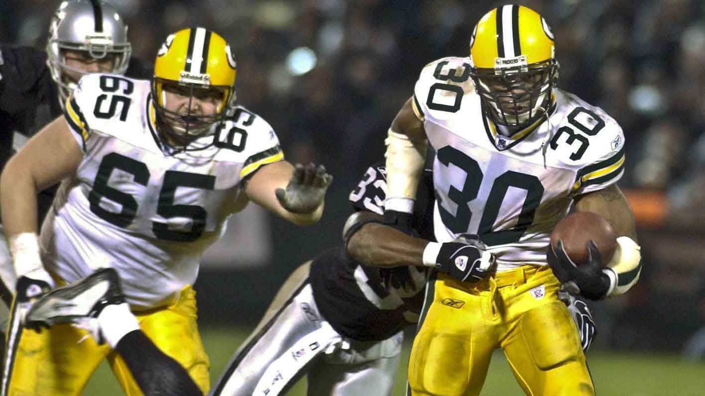 
                <strong>Green Bay Packers: Ahman Green</strong><br>
                8.322 Yards bei 1.851 Runs - 54 Touchdowns
              