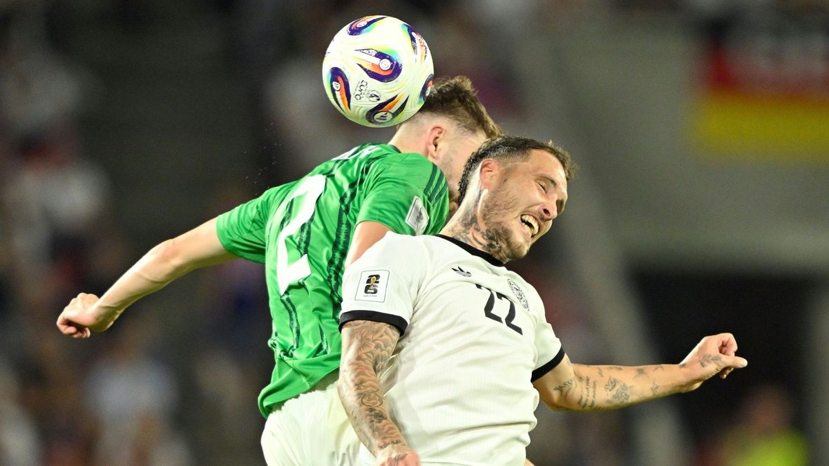 David Raum (r.) im Spiel gegen Nordirland