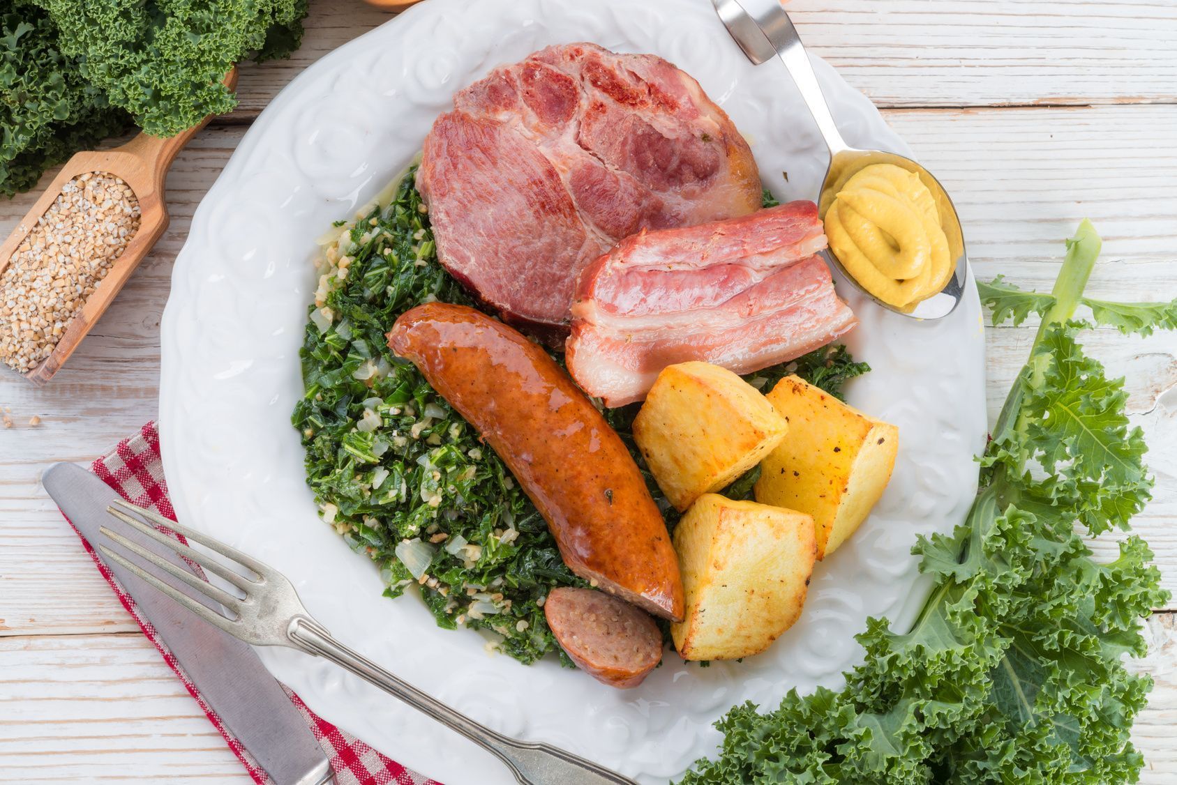 Grünkohl mit Pinkel - schnelles Rezept für den Klassiker