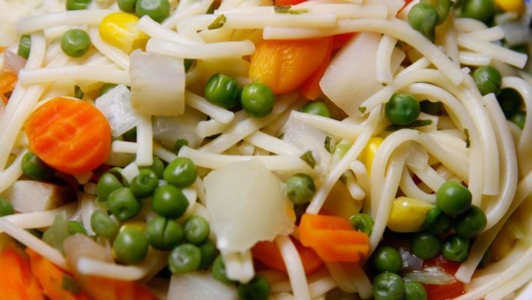 In Tiefkühlgerichten befindet sich oft viel Gemüse, aber auch Zusatzstoffe und Konservierungsmittel.