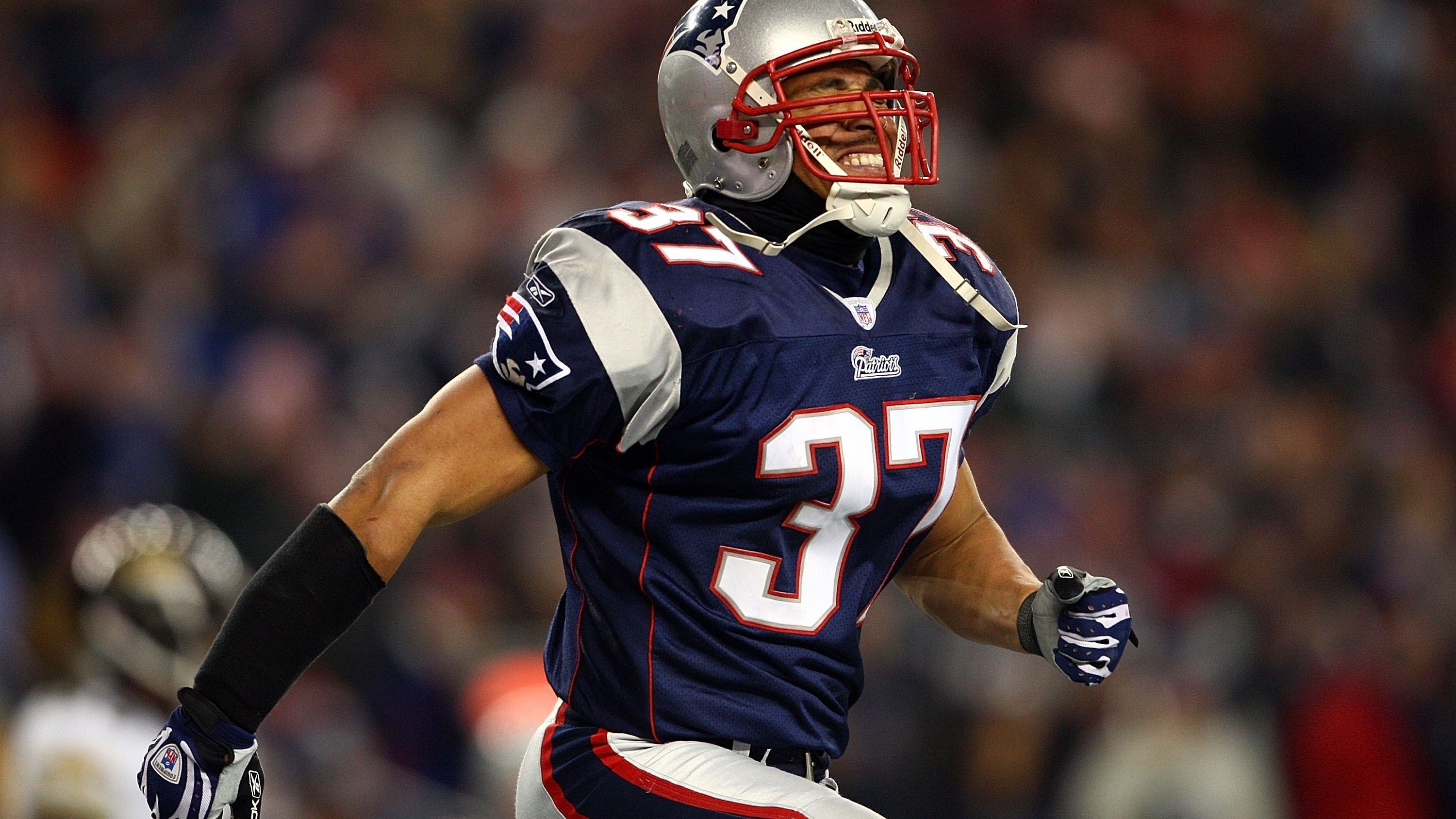 <strong>17. Rodney Harrison zu den New England Patriots (2003)</strong><br>Harrison war bekannt für seine harte Spielweise und trug maßgeblich zu zwei Super-Bowl-Siegen der Patriots bei.
