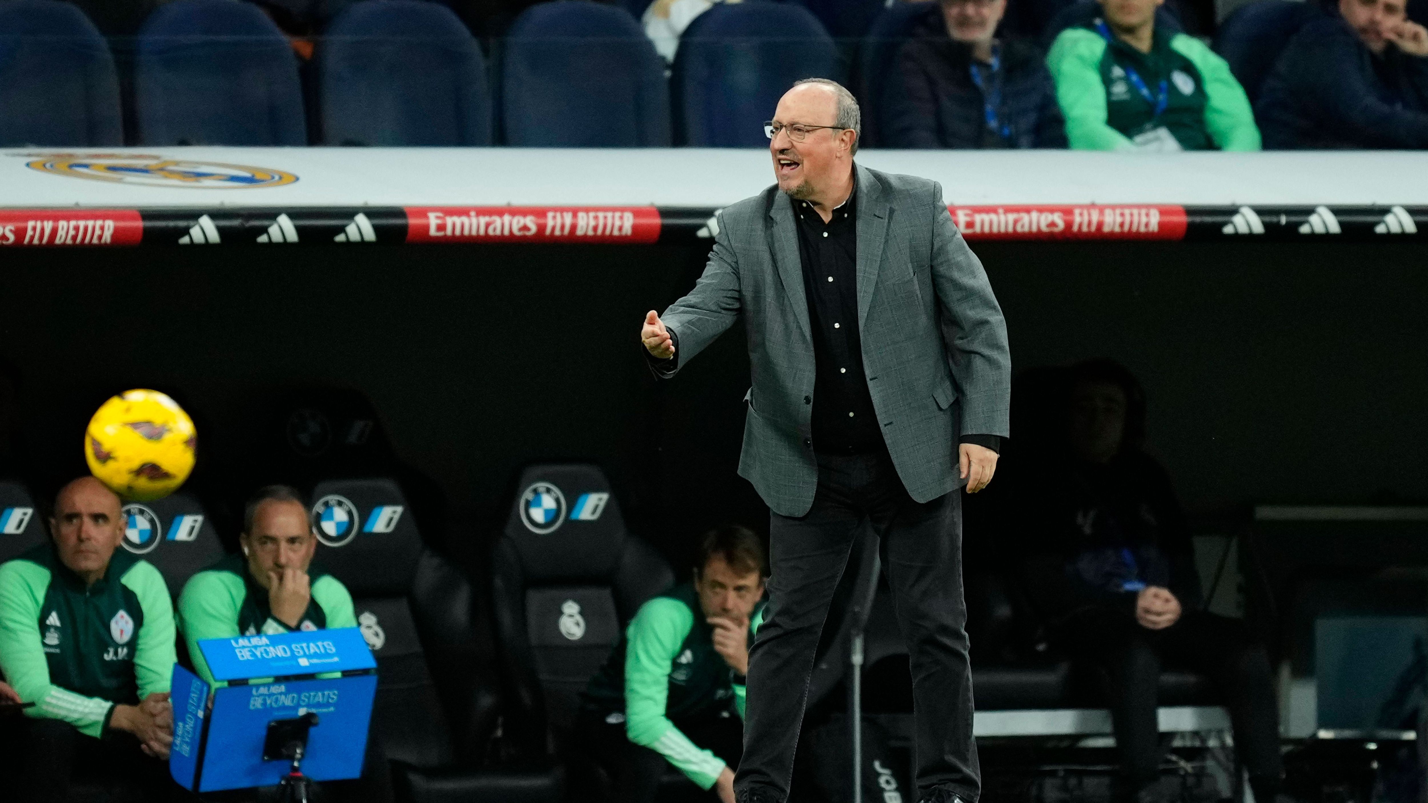 <strong>Rafael Benitez (vereinslos)</strong><br>Vor acht Monate hatte Rafael Benitez Celta Vigo übernommen. Doch der Klub steckt in La Liga mitten im Abstiegskampf. Am Dienstag folgte das Aus für den Spanier. Für viele Topklubs sind das gute Nachrichten, denn Benitez ist hoch dekoriert. Mit Liverpool gewann der 2005 die Champions League, mit Chelsea 2013 die Europa League und mit Newcastle gelang ihm 2017 der Aufstieg. Das nächste Angebot dürfte nicht lange auf sich warten lassen.&nbsp;