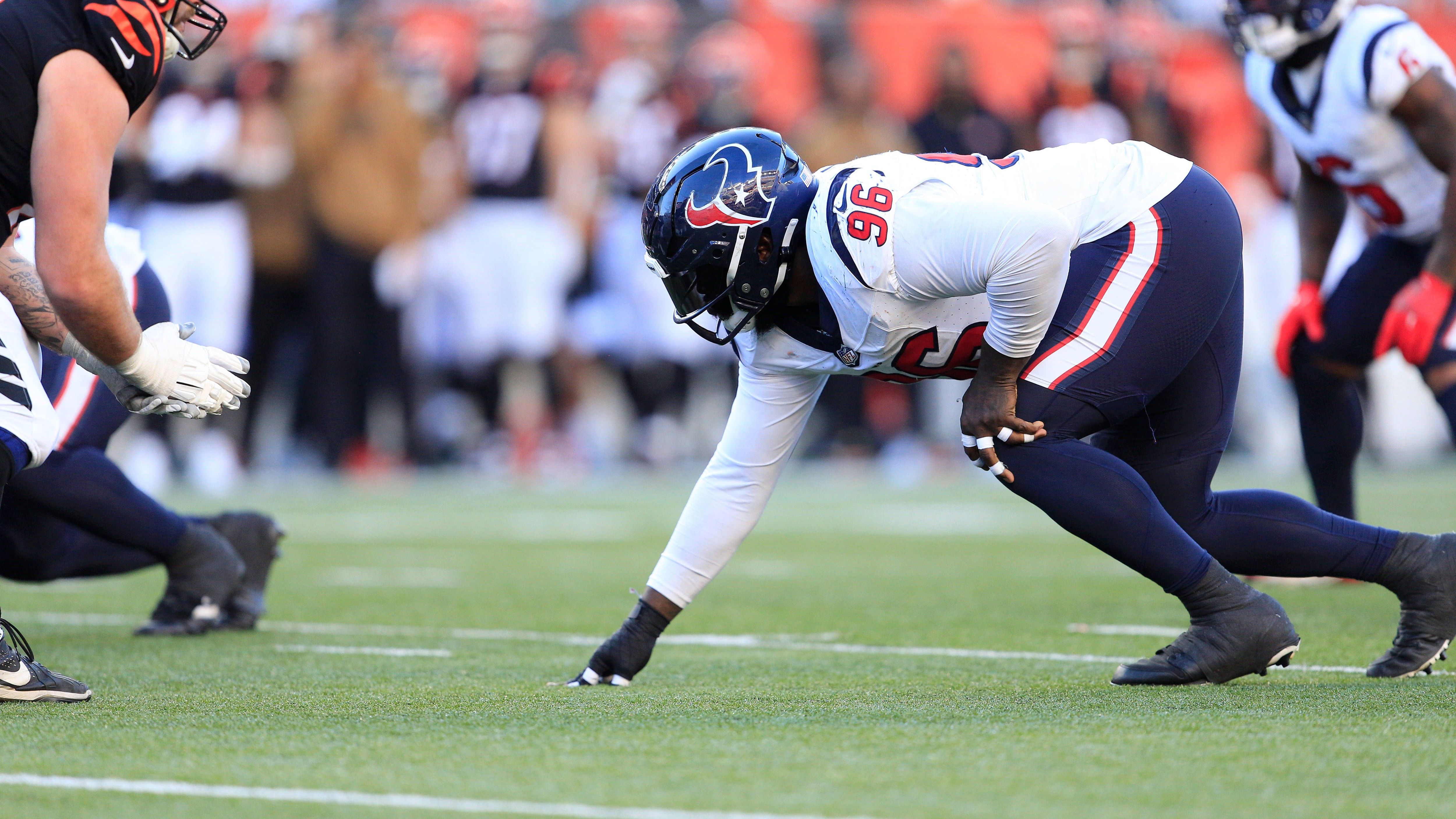 <strong>Maliek Collins<br></strong>Die 49ers mussten einige Spieler ihrer D-Line ersetzen, Collins kommt wie gerufen. Vergangene Saison steigerte er sich zudem als Pass Rusher. Der Preis ist niedrig, San Francisco hat genug Picks. Die Texans können weiter eine Defense nach dem Gusto von HC DeMeco Ryans formen, müssen aber Ersatz für einen langjährigen Starter finden. Trotzdem verständlich, Collins gehen zu lassen.<br><strong>Gewinner: Beide</strong>