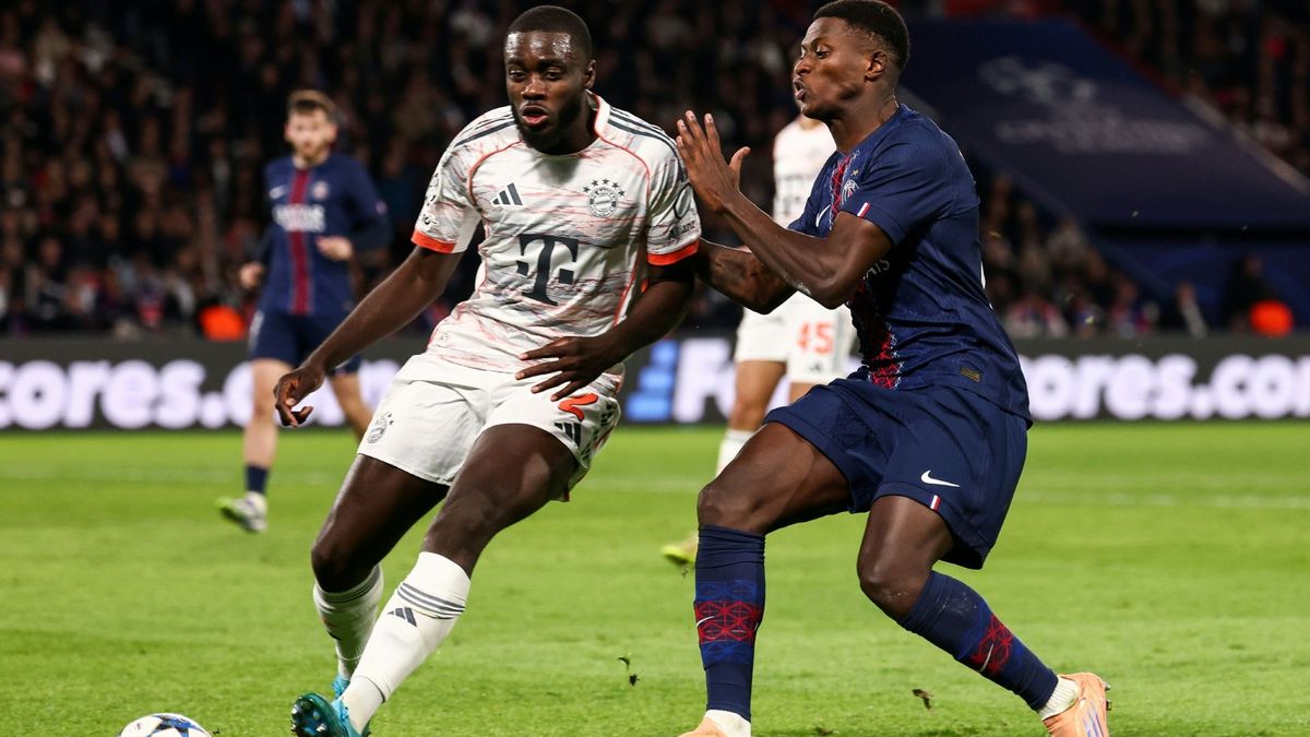 Dayot Upamecano (l.) im Spiel gegen Paris