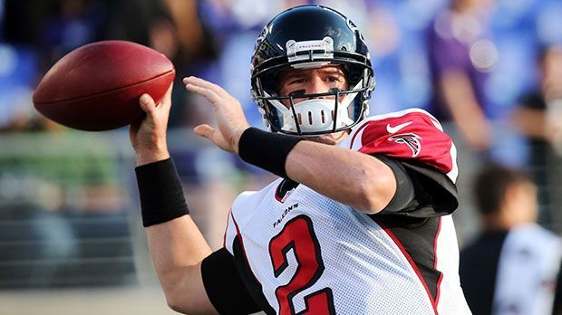 
                <strong>Matt Ryan - Atlanta Falcons</strong><br>
                Erstes Spiel, erster Pass, gleich ein Touchdown. Matt Ryan legte einen Traumstart in der NFL hin. Doch der 28 Jahre alte Quarterback will mehr: "Es geht darum, Titel zu gewinnen. Und es geht darum, den Ring zu bekommen."
              