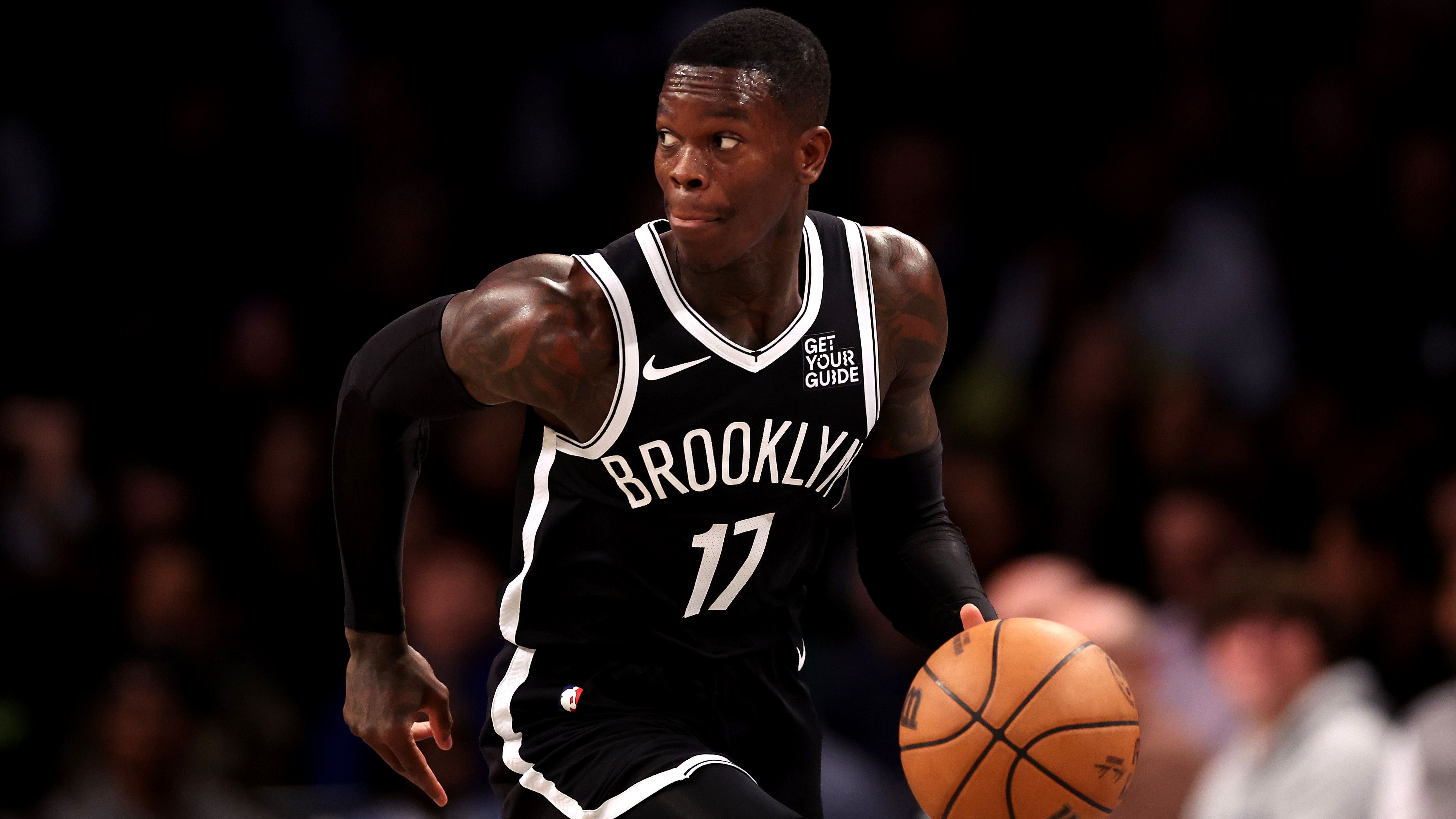 <strong>Dennis Schröder: Das NBA-Team seines Lebens</strong><br>Dennis Schröder spielt seit 2013/14 in der NBA (<a data-li-document-ref="323386" href="https://www.ran.de/sports/basketball/nba/news/nba202425-live-tv-uebertragungen-auf-prosieben-maxx-im-gratis-livestream-auf-joyn-rande-und-in-der-ran-app-323386">jeden Samstag/Sonntag live auf ProSieben MAXX, Joyn und ran.de</a>), war für sieben unterschiedliche Teams aktiv und hat mit mehreren Top-Stars zusammengespielt. Im Interview mit der "Sport Bild" verriet er, wer die für ihn besten Mitspieler seiner NBA-Karriere gewesen sind.<br><strong>Auch interessant</strong>: <a data-li-document-ref="458493" href="https://www.ran.de/sports/basketball/nba/news/nba-hammer-trade-um-dennis-schroeder-dbb-star-koennte-brooklyn-nets-fuer-orlando-magic-verlassen-458493">NBA-Trade um Dennis Schröder? Die möglichen Teams</a>