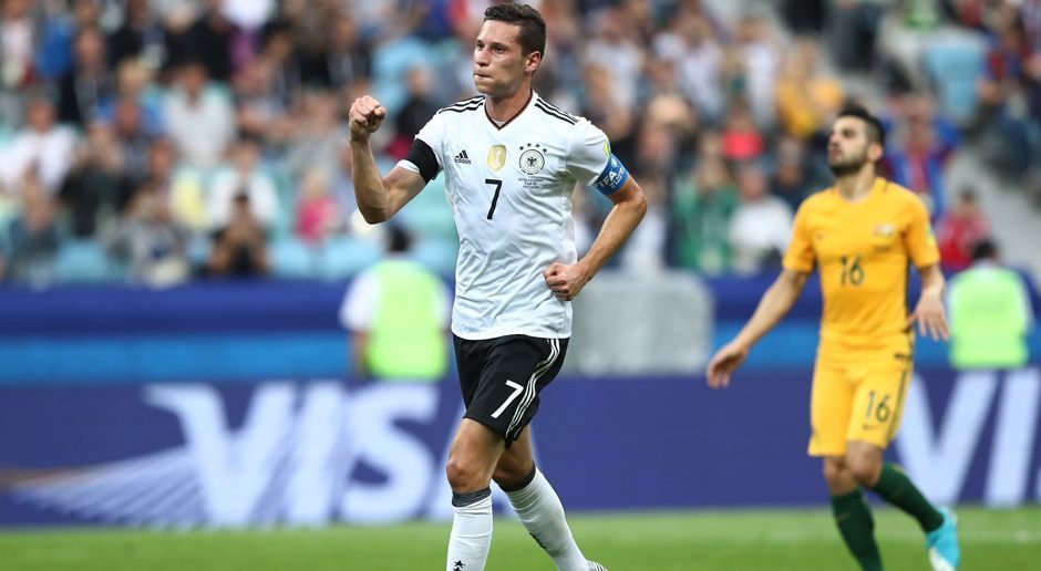 
                <strong>Julian Draxler</strong><br>
                Julian Draxler: Der deutsche Kapitän wurde seiner Verantwortung gegen Australien gerecht. Mit einem Distanzschuss in der 31. Minute hatte Draxler noch Pech, dafür verwandelte er kurz vor der Pause den Elfmeter zum 2:1 für Deutschland souverän. Auch nach dem Seitenwechsel war er als ballsicherer Anspielpartner immer wieder wichtig für seine Kollegen. ran-Note: 2
              