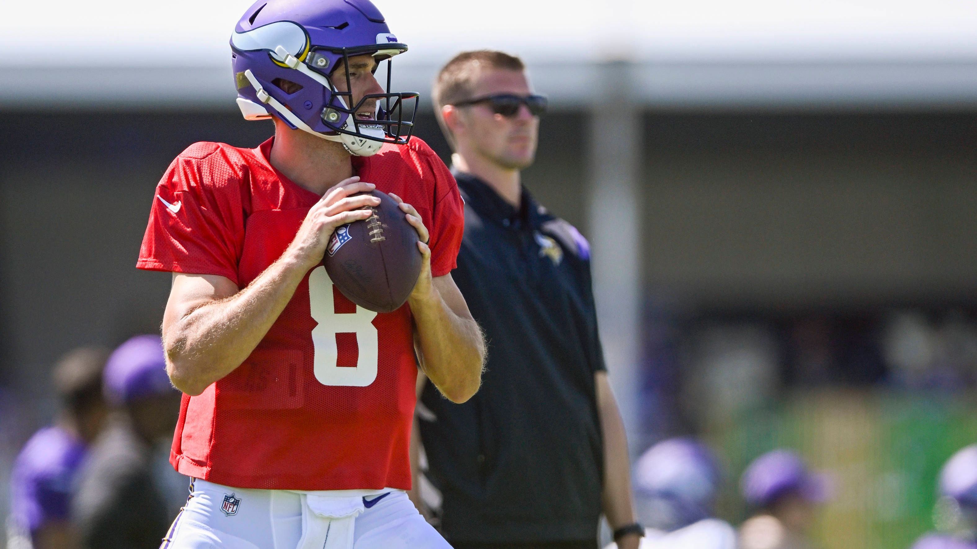 <strong>Kirk Cousins (Minnesota Vikings)</strong><br>Ebenfalls in sein sechstes Jahr geht Cousins mit den Minnesota Vikings. Er spielte einige gute Saisons, doch die Erfolge in den Playoffs fehlen. Allerdings ist das Team aus Minnesota weiterhin sehr stark aufgestellt. Vielleicht funktioniert es in dieser Saison auch mal in der Preseason.