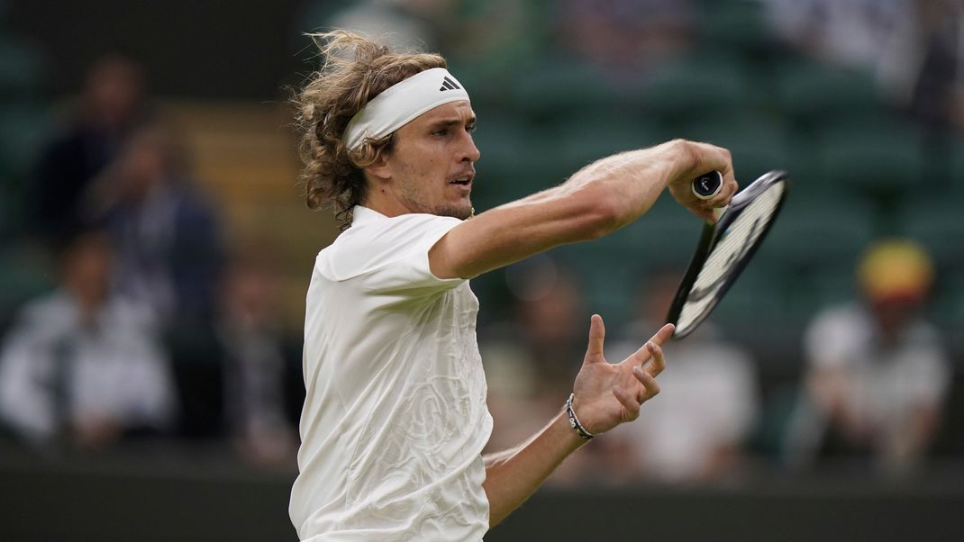 Wieder einmal muss sich Alexander Zverev in London geschlagen geben: Dieses Mal verlor er gegen den Italiener Matteo Berretini mit 3:6, 6:7 (4:7), 6:7 (5:7).