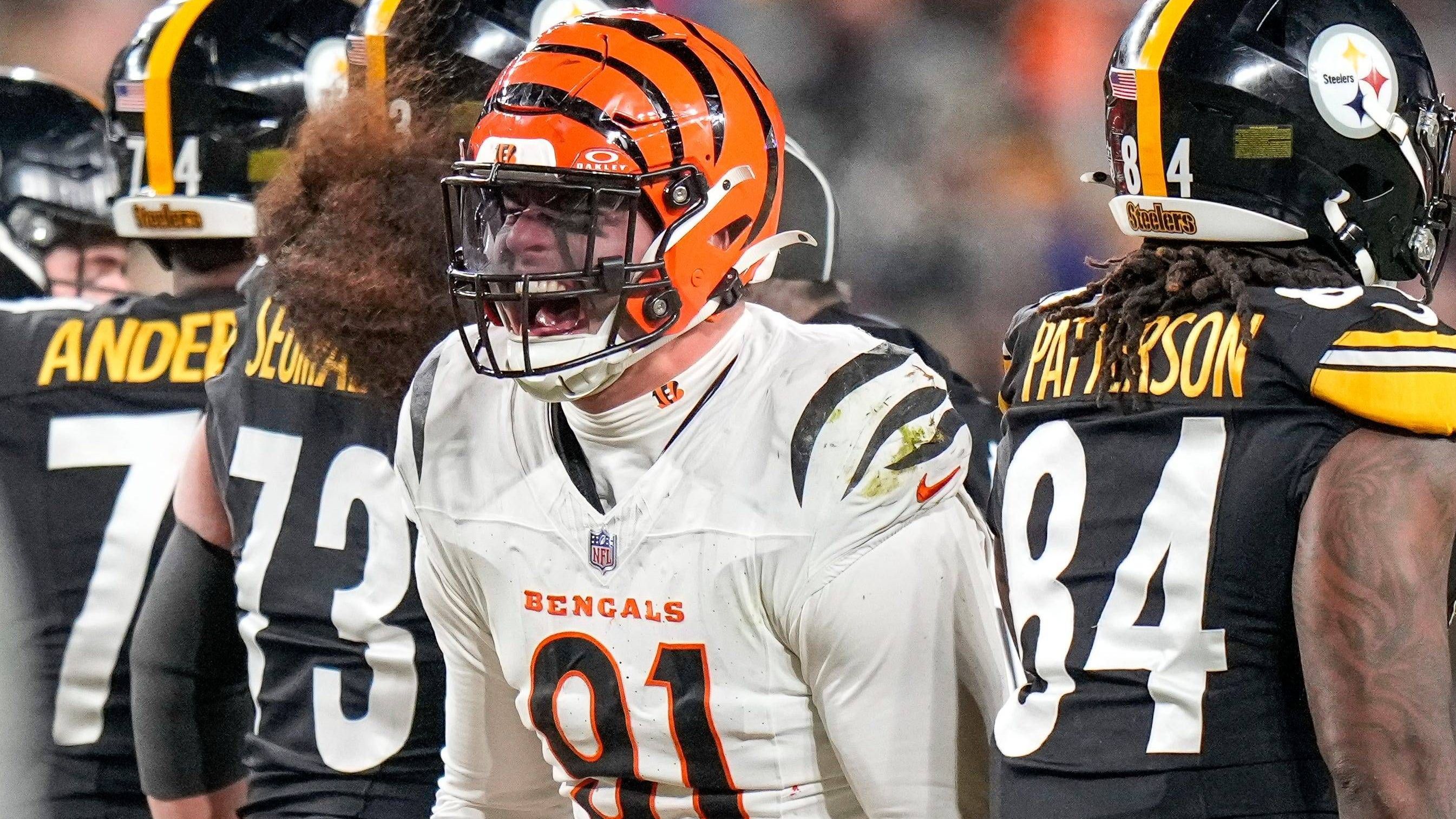 <strong>Cincinnati Bengals: Was wird aus Hendrickson?</strong><br>Die wichtigste Frage bei den Bengals ist eine aus dem Bereich Kaderplanung. Denn nach wie vor ist unklar, wie es mit Pass Rusher Trey Hendrickson weitergeht. Ein Trade ist nach wie vor denkbar, was wiederum die gesamte Defense verändern würde. Hier sollte schnell eine Entscheidung getroffen werden.