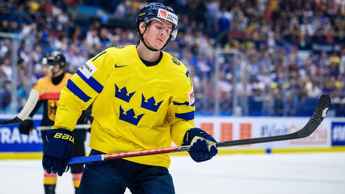 240513 Victor Olofsson of Sweden looks dejected during the 2024 IIHF Ice hockey, Eishockey World Championship, WM, Weltmeisterschaft group stage game between Germany and Sweden on May 13, 2024 in O...