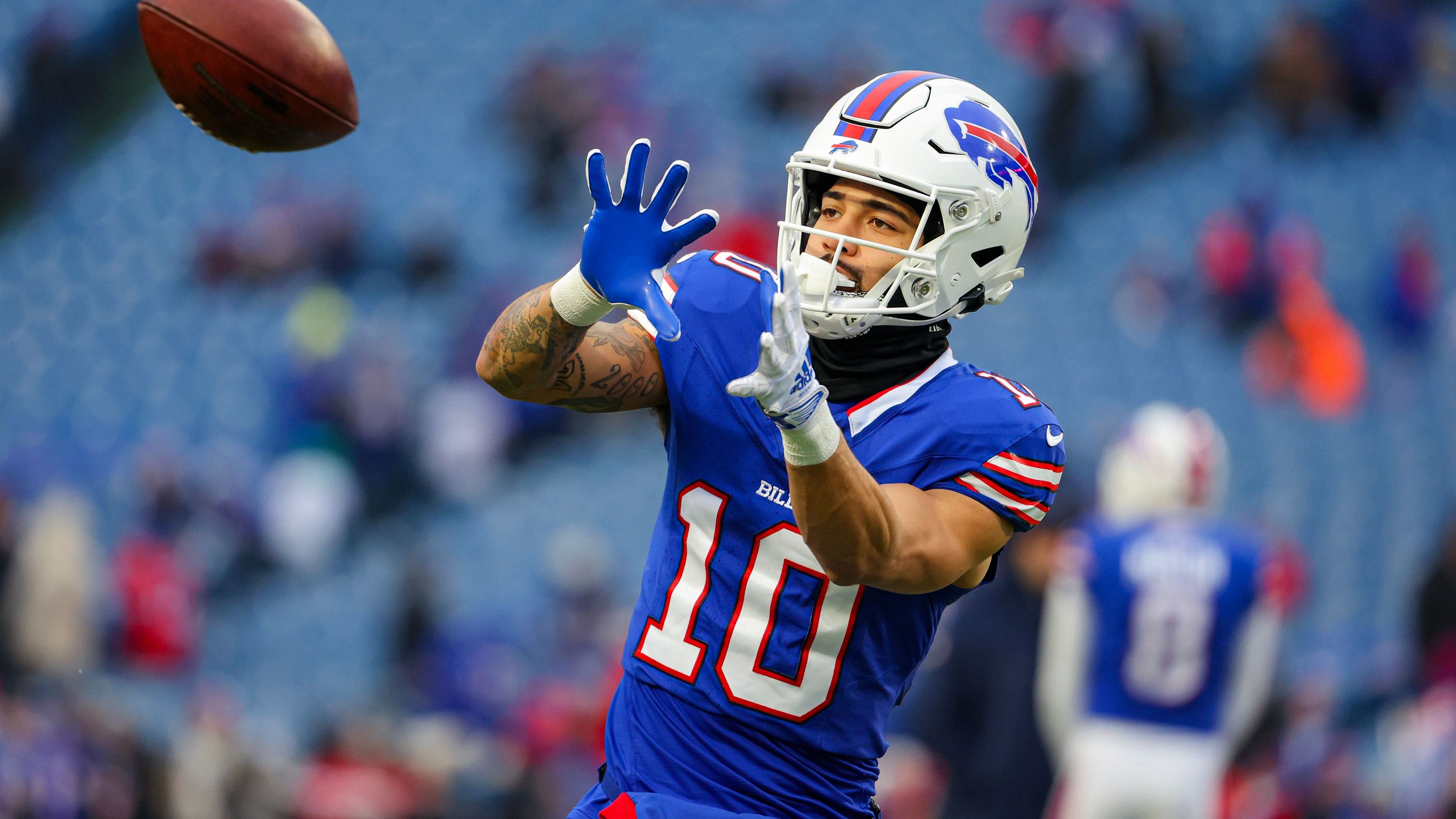 <strong>Buffalo Bills: Khalil Shakir (Wide Receiver)</strong><br>Gabe Davis, Trent Sherfield und allen voran natürlich Stefon Diggs stehen nicht mehr im Kader der Bills, auf der Receiver-Position klaffte ein riesiges Loch. Ob Curtis Samuel und Zweitrundenpick Keon Coleman direkt einschlagen, bleibt abzuwarten. Somit hat Khalil Shakir alle Chancen, in seinem dritten Jahr groß aufzuspielen.