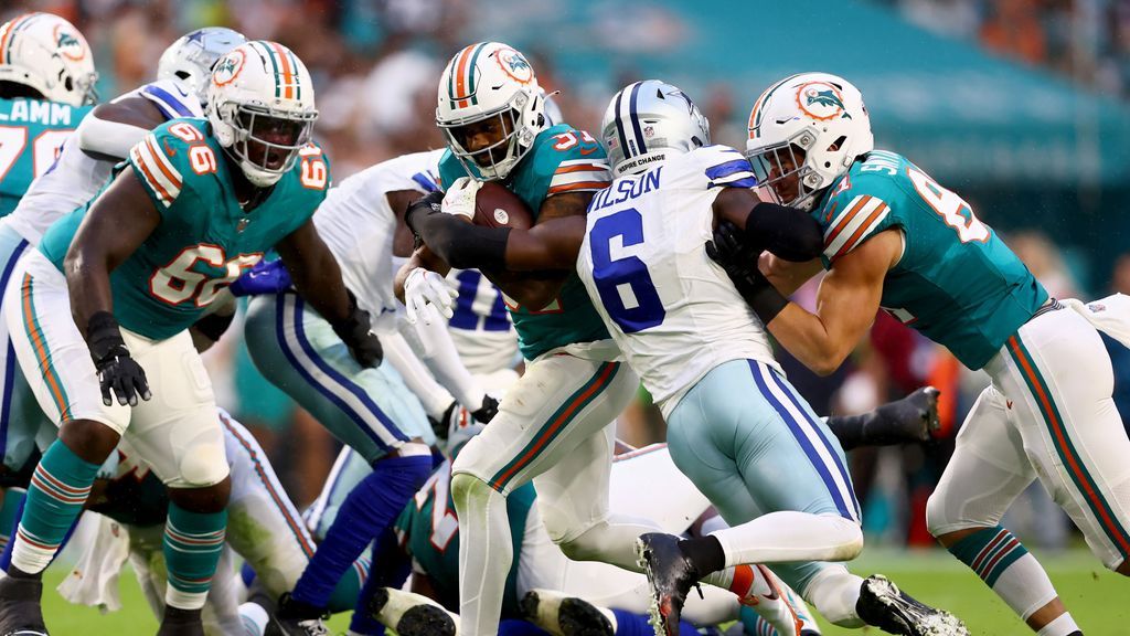 NFL Week 16: The Miami Dolphins secure a spot in the playoffs